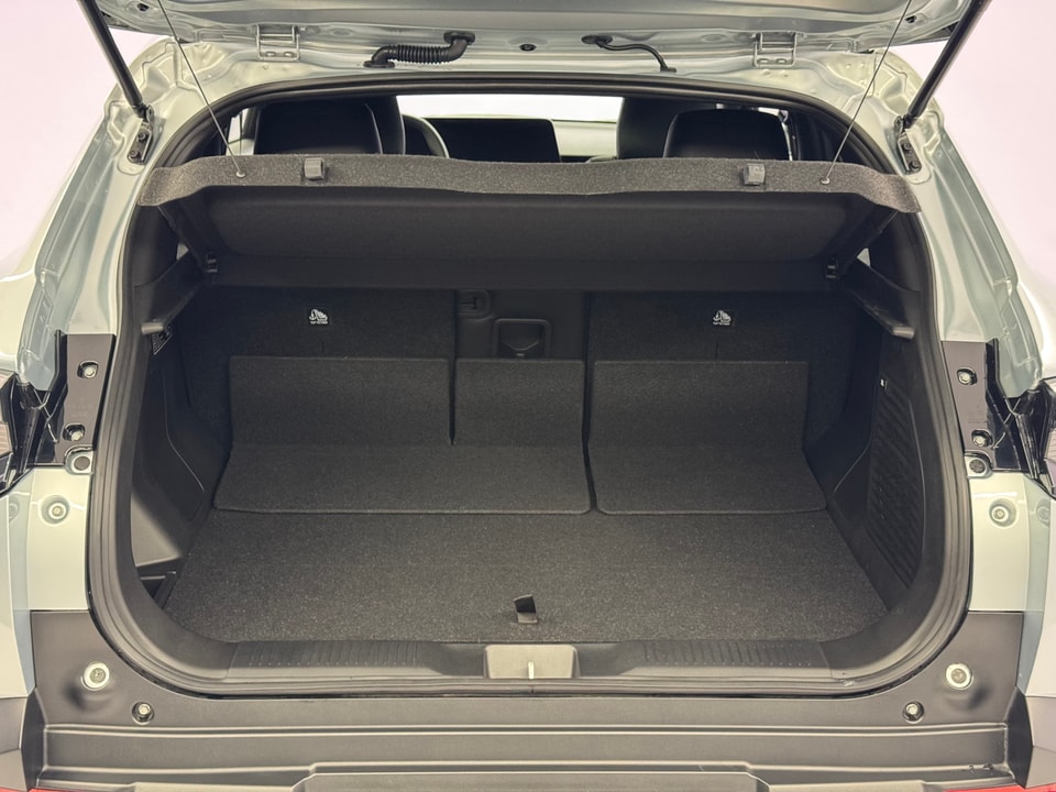 Urban Cruiser Electric 61 kWh Premium AWD