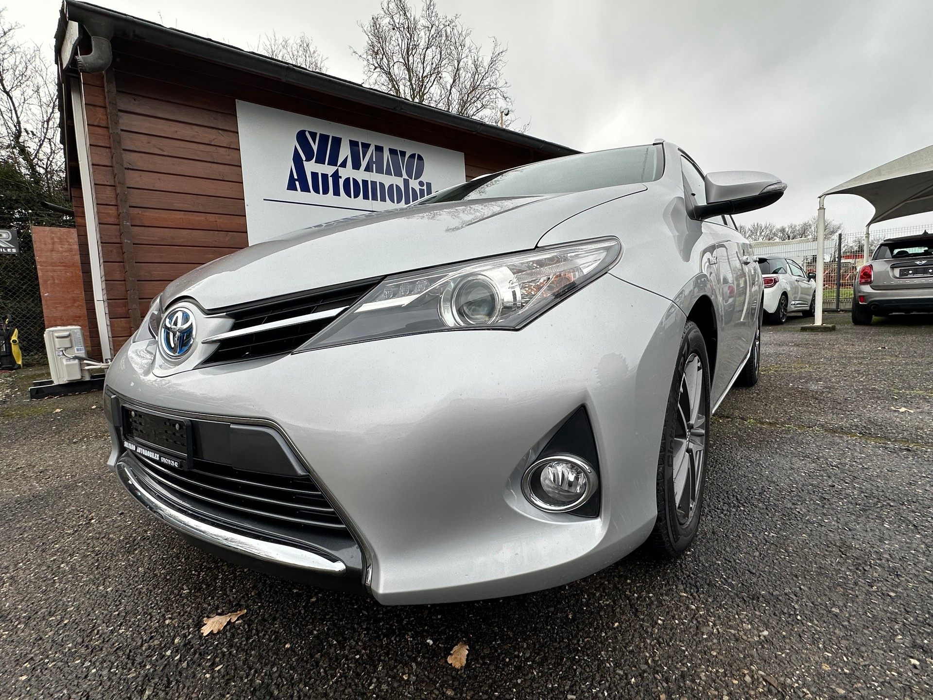 TOYOTA Auris Touring Sports 1.8 16V HSD Linea Trend-showroom-element-2