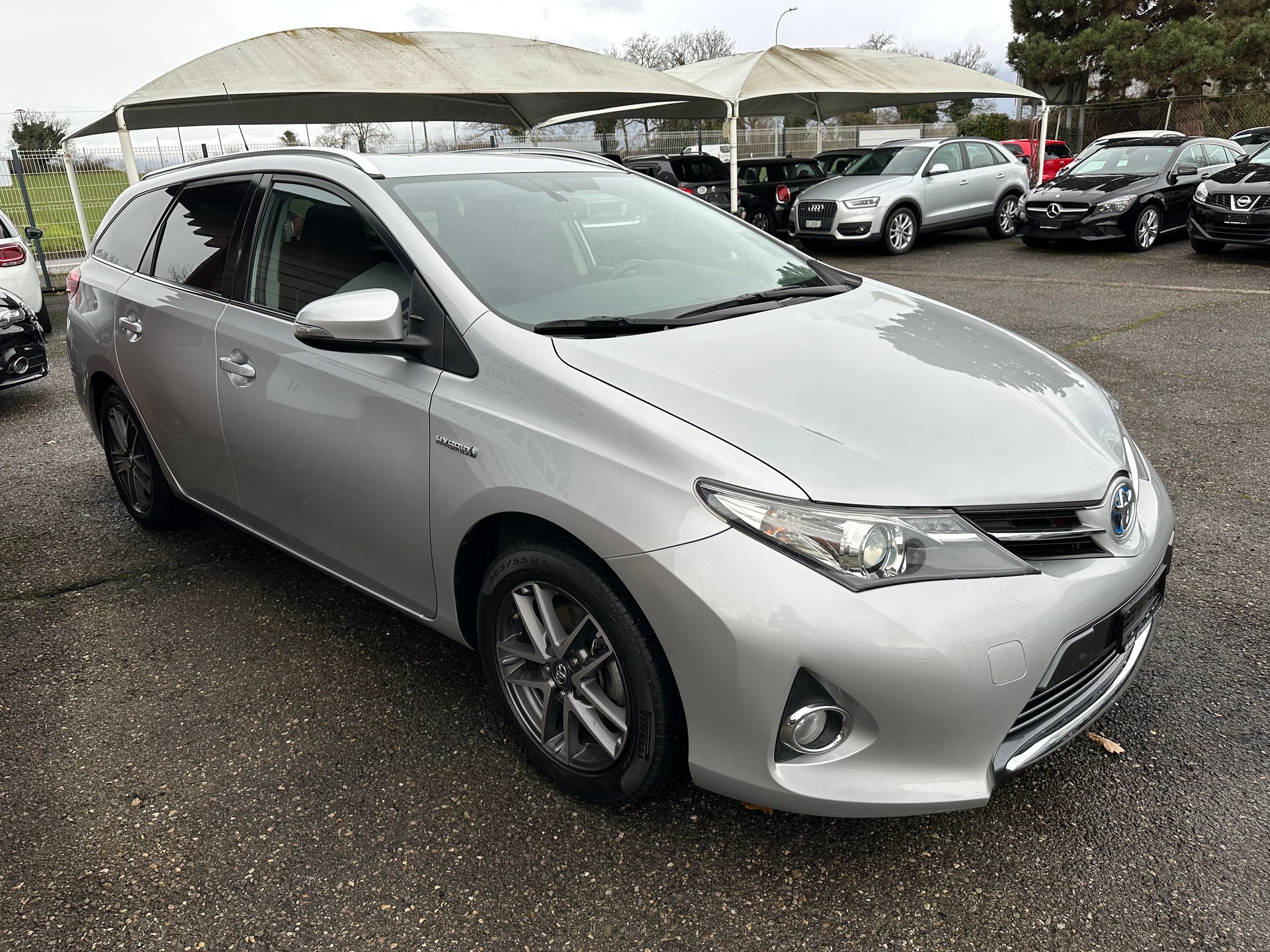 TOYOTA Auris Touring Sports 1.8 16V HSD Linea Trend-showroom-element-1