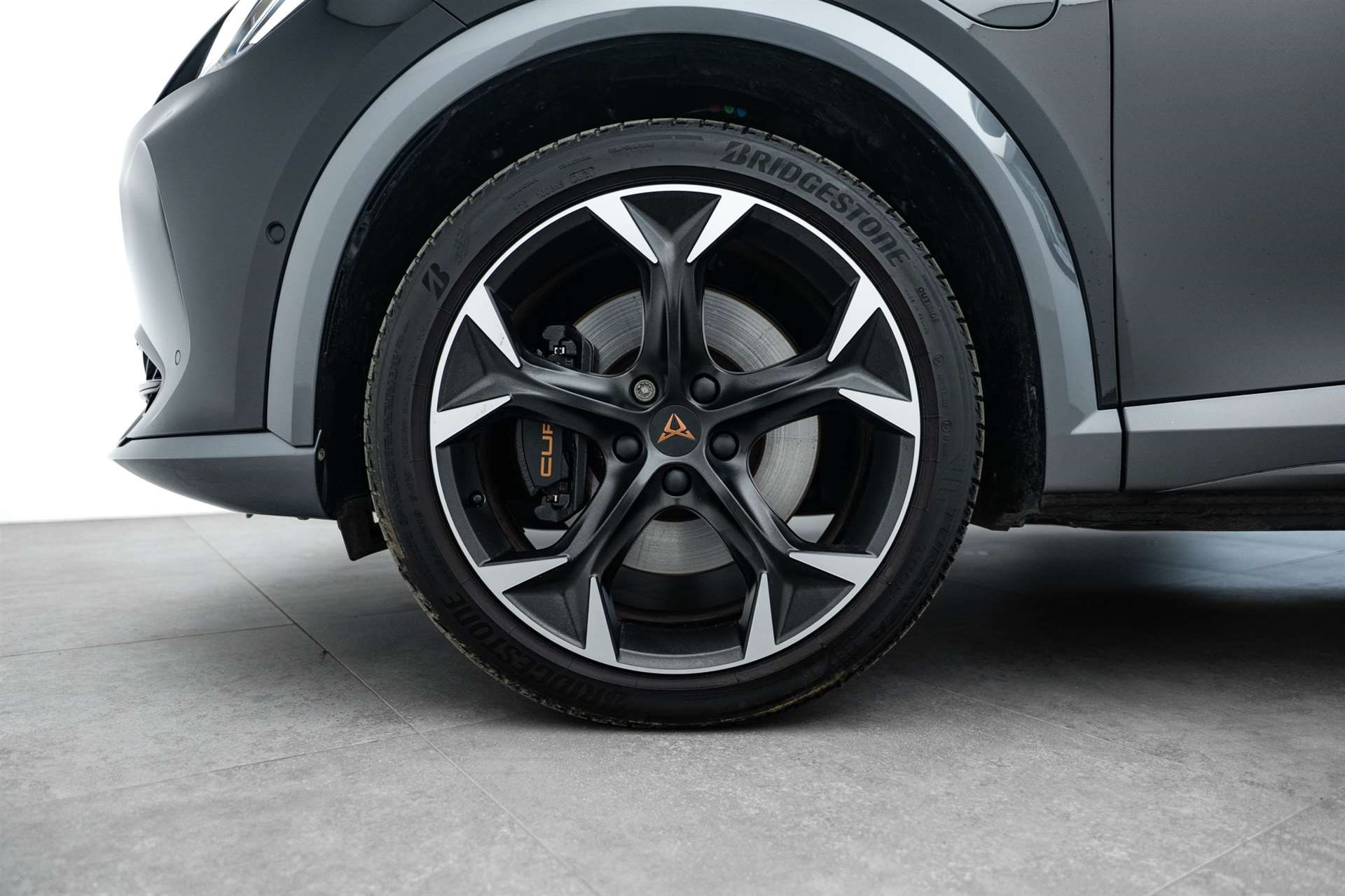 CUPRA Formentor 1.4 e-HYBRID pHEV VZ 245PS DSG-image-4