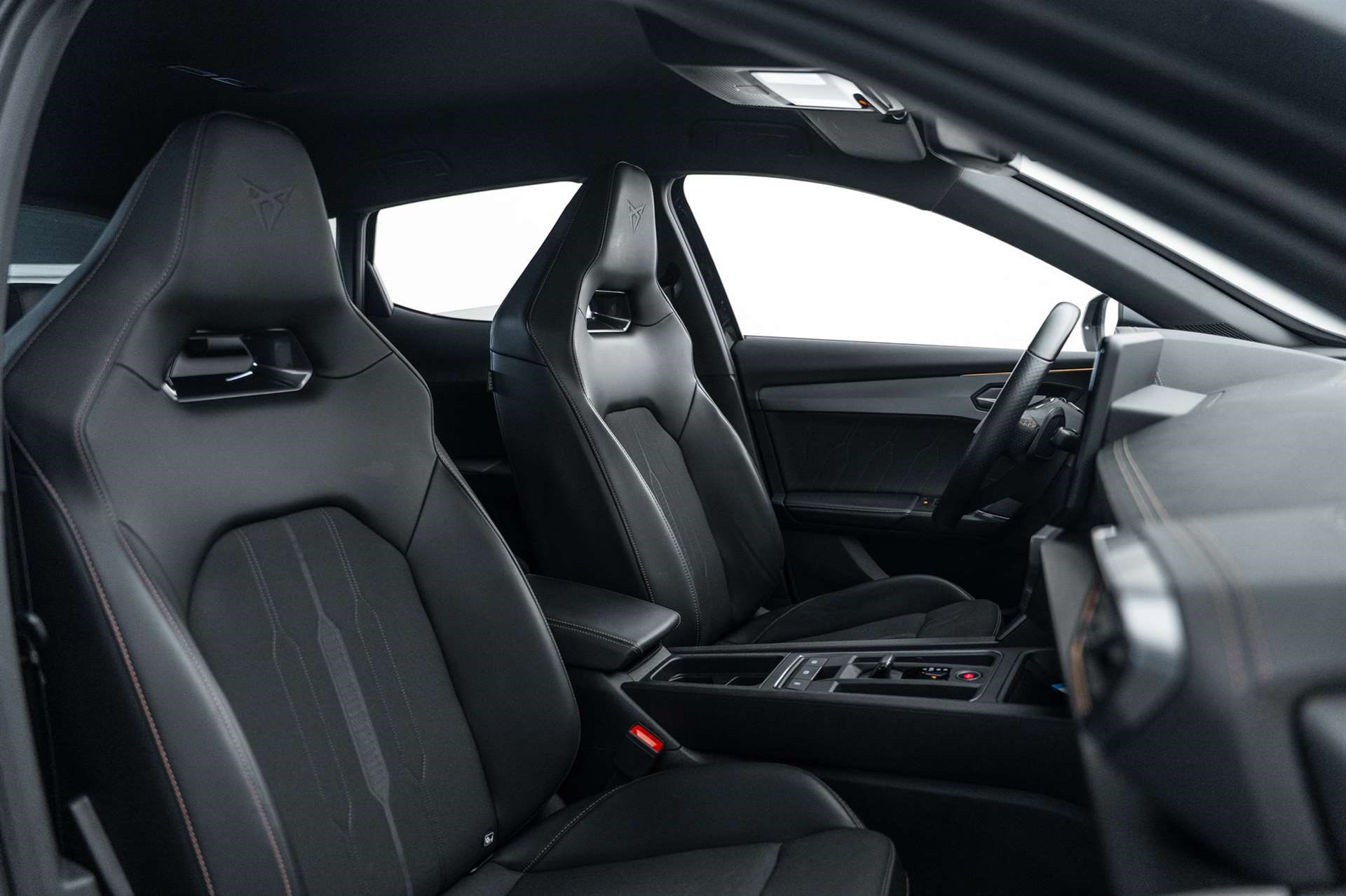 CUPRA Formentor 1.4 e-HYBRID pHEV VZ 245PS DSG-image-10
