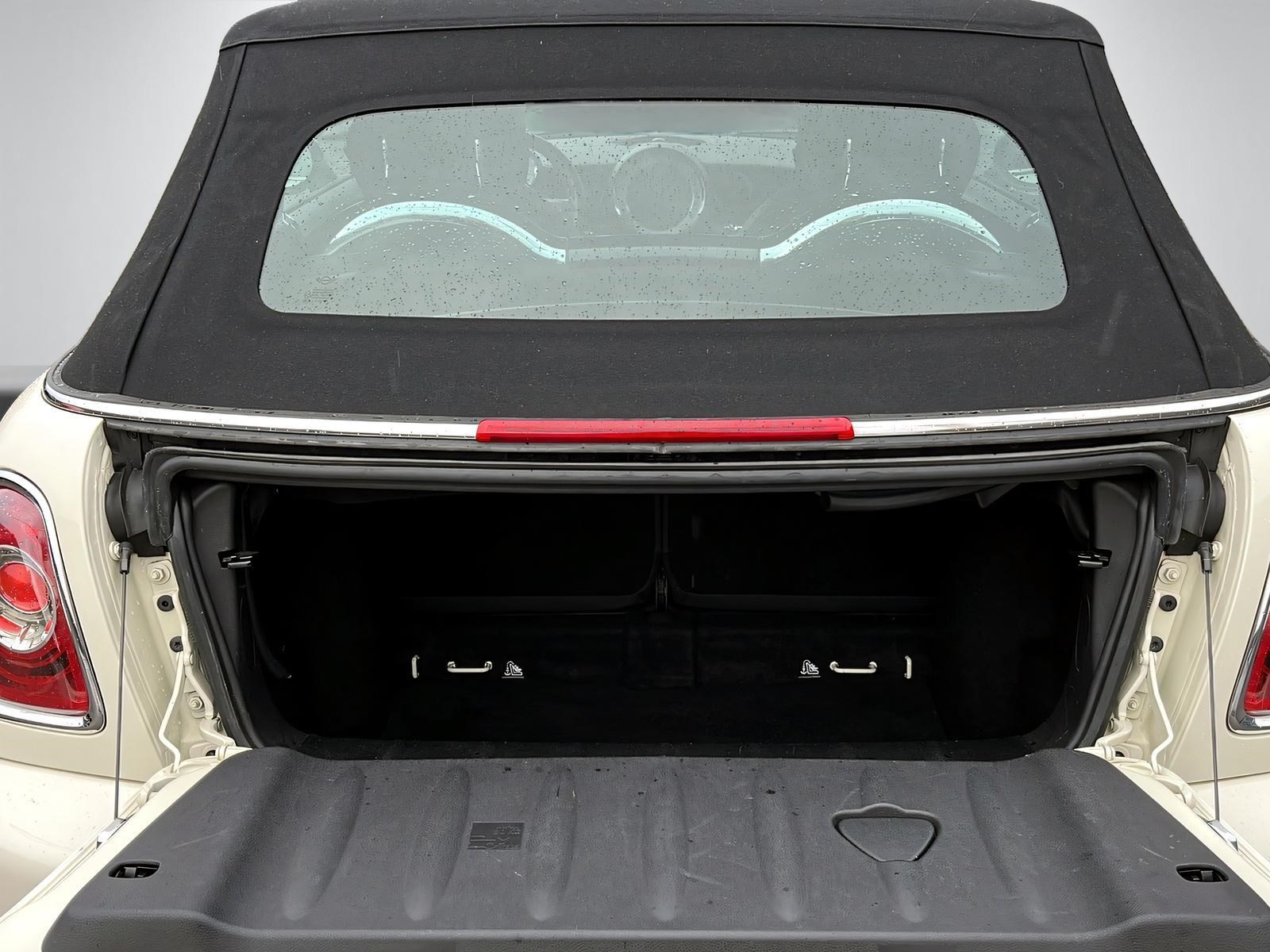 MINI Cabrio R57 1.6i Cooper S-image-18