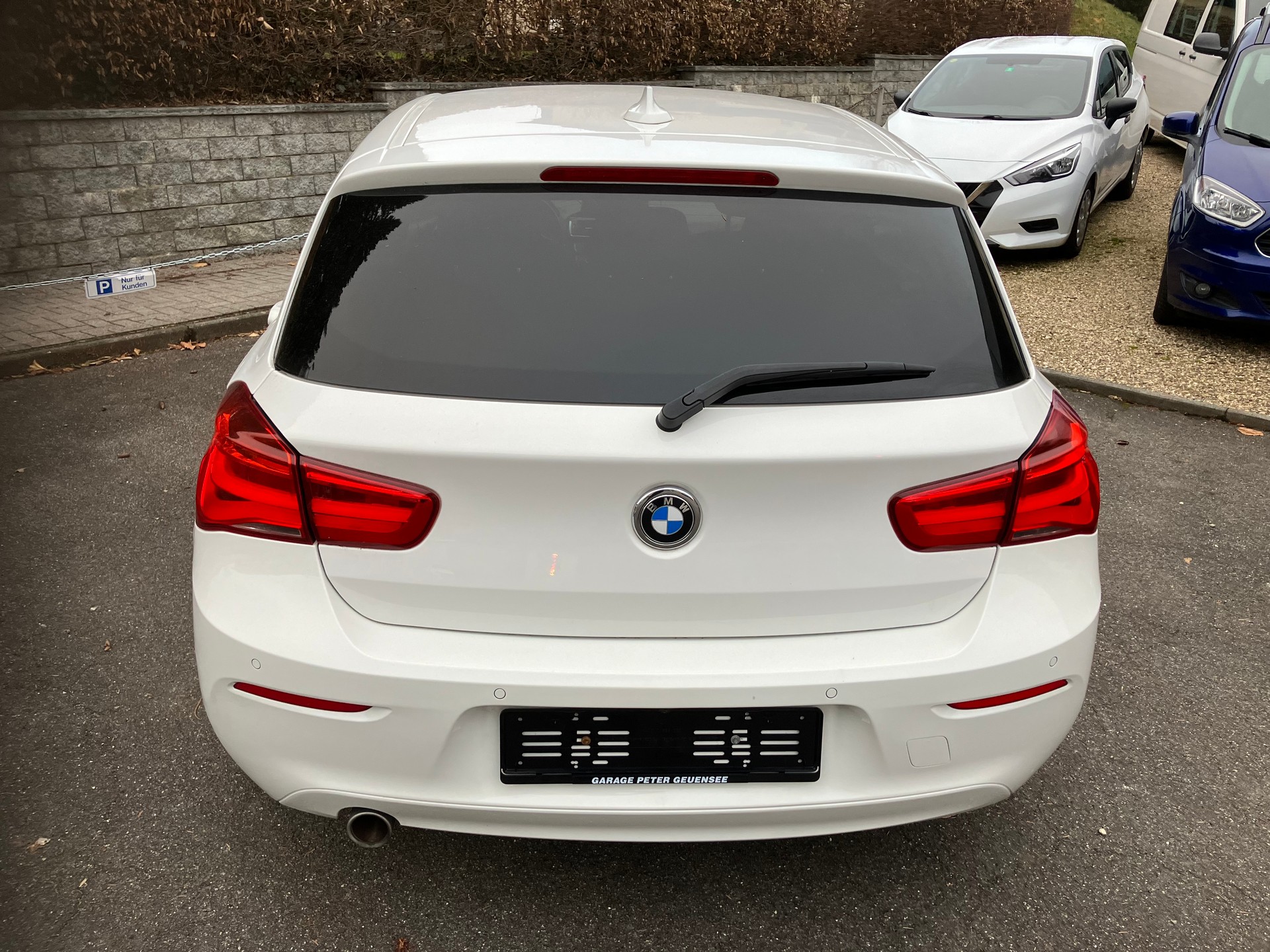 BMW 118d xDrive-image-3