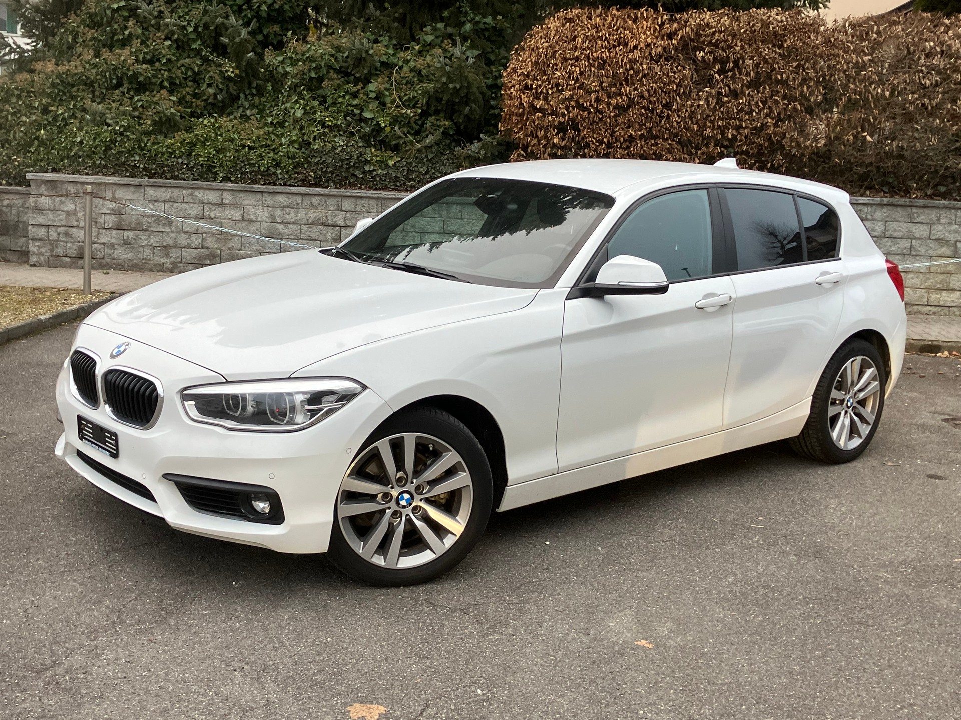 BMW 118d xDrive-image-0