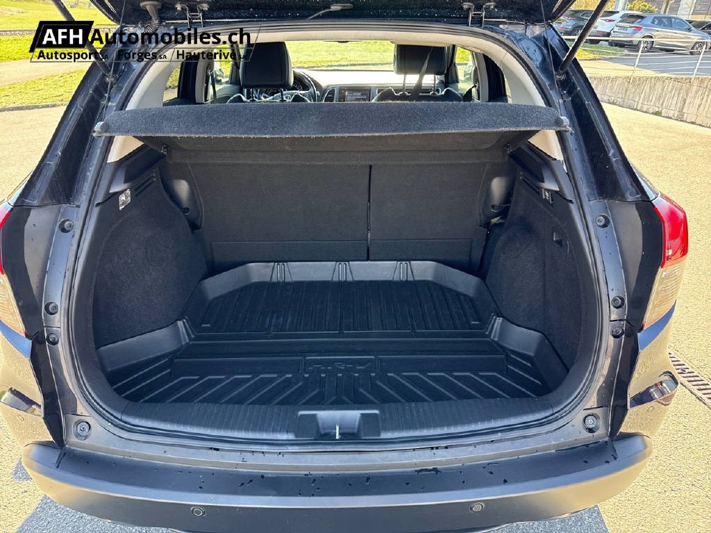 HONDA HR-V 1.5i-VTEC Executive-image-15