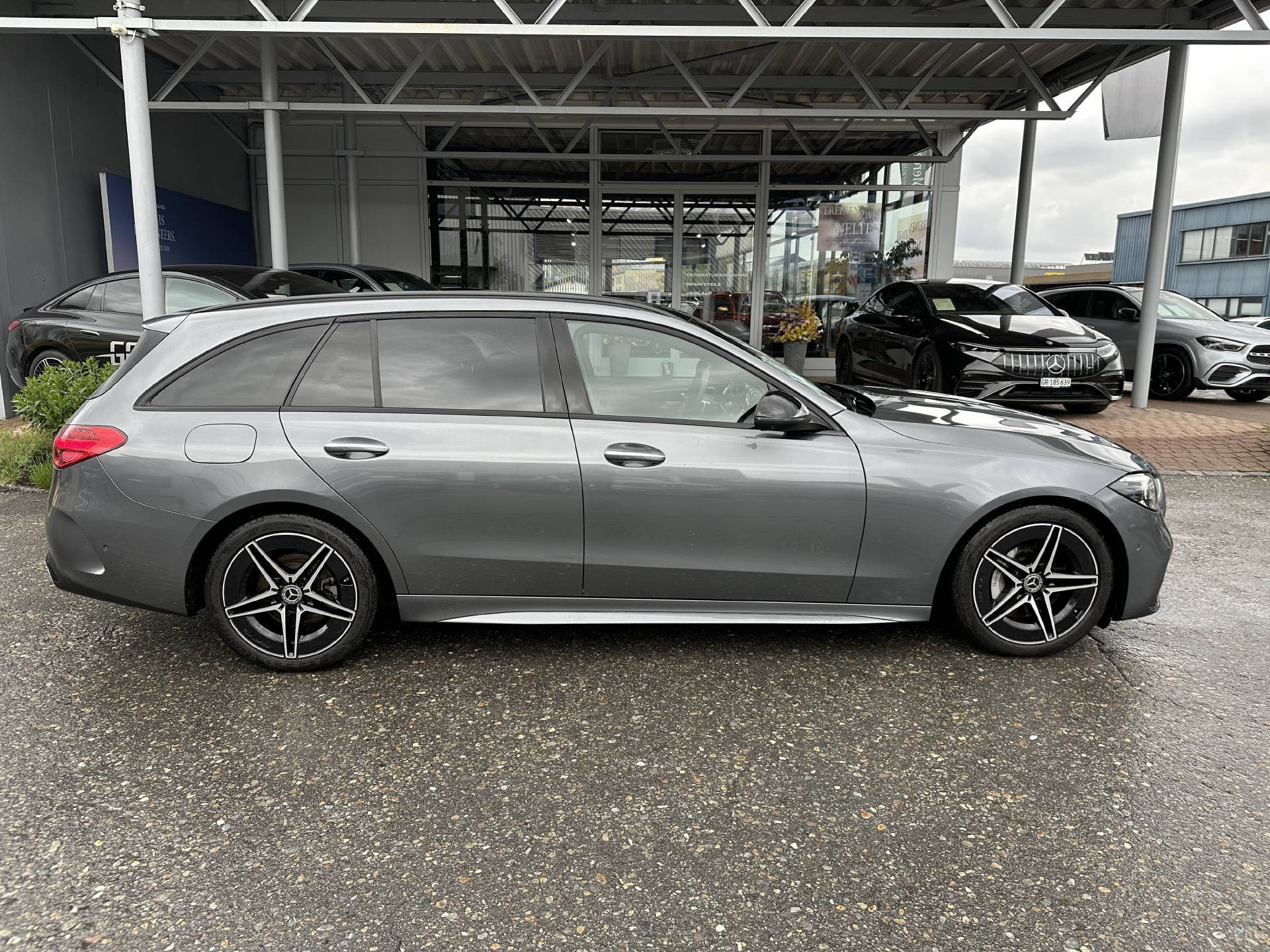 MERCEDES-BENZ C 200 AMG Line 4matic Kombi-showroom-element-1