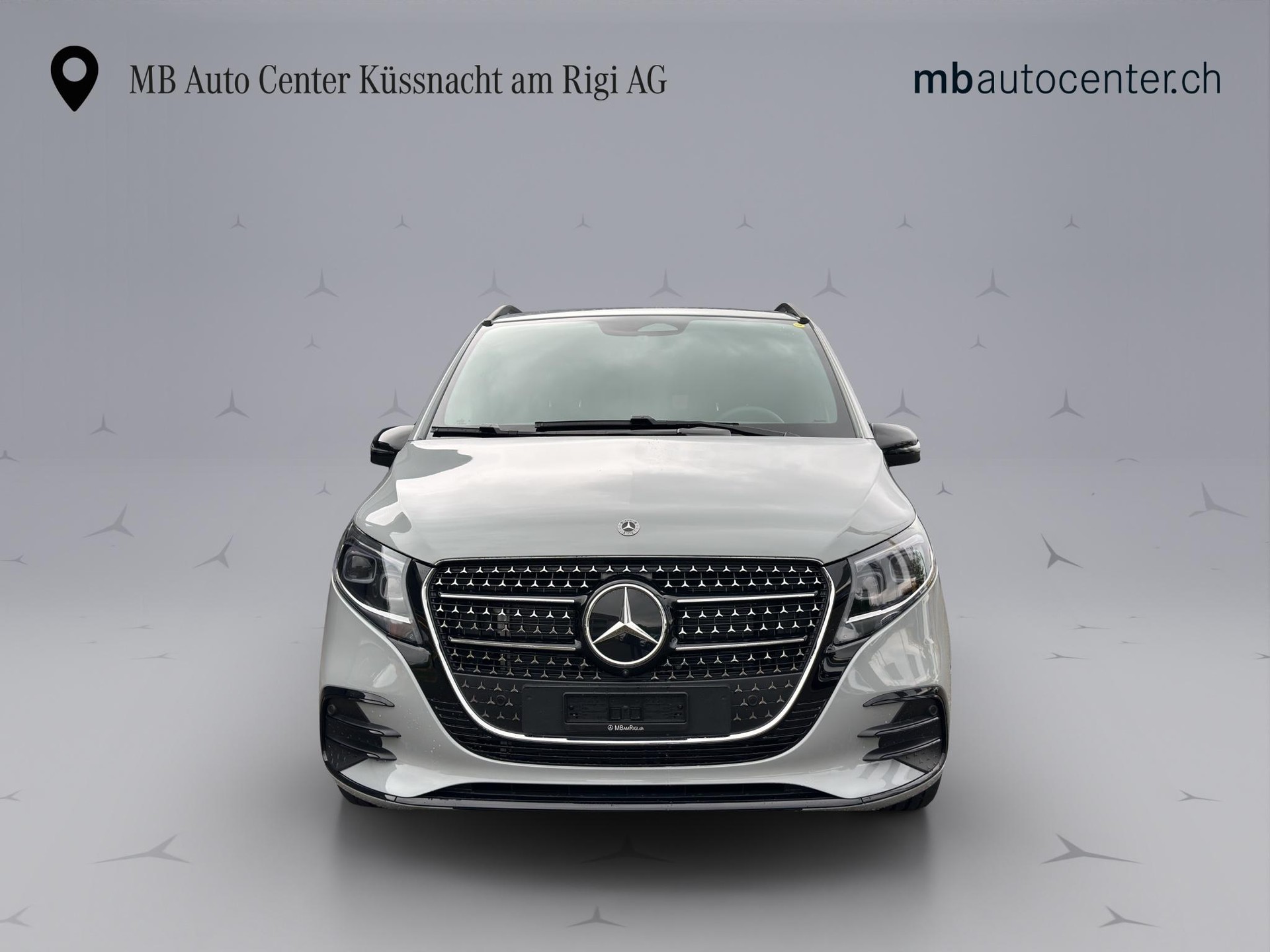 MERCEDES-BENZ V 300 d Swiss Ed. lang 4matic Van-showroom-element-1