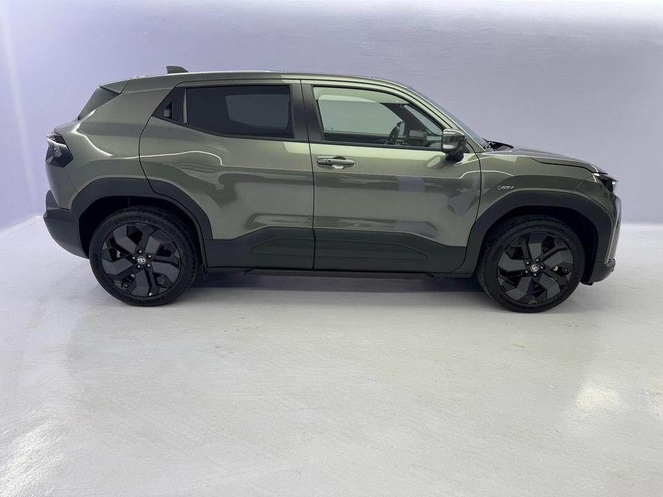 Urban Cruiser Electric 61 kWh Premium AWD