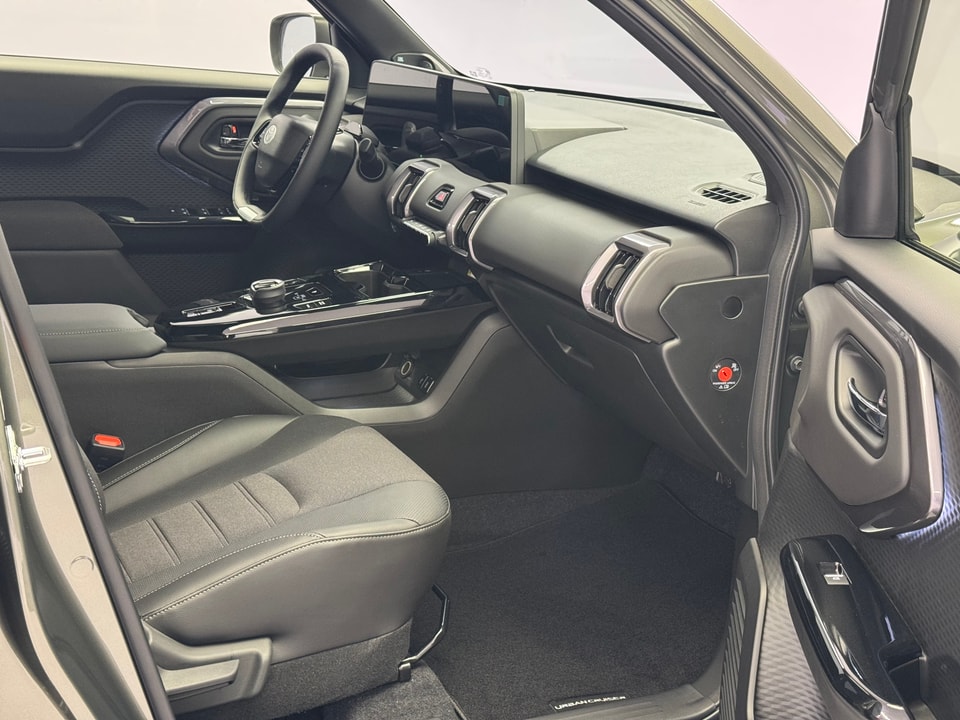 Urban Cruiser Electric 61 kWh Premium AWD