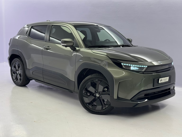 Urban Cruiser Electric 61 kWh Premium AWD