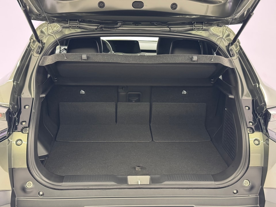 Urban Cruiser Electric 61 kWh Premium AWD