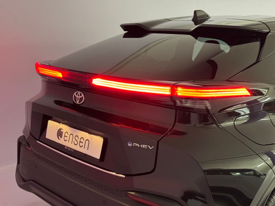 C-HR Plug-in Hybrid 2.0 Swiss Edition