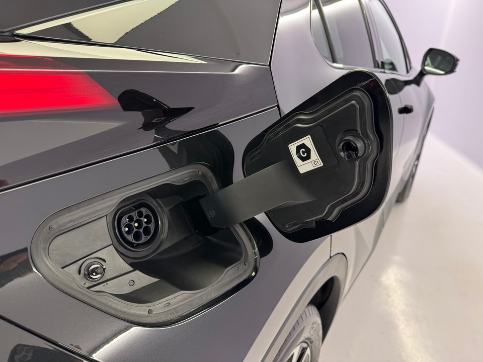 C-HR Plug-in Hybrid 2.0 Swiss Edition