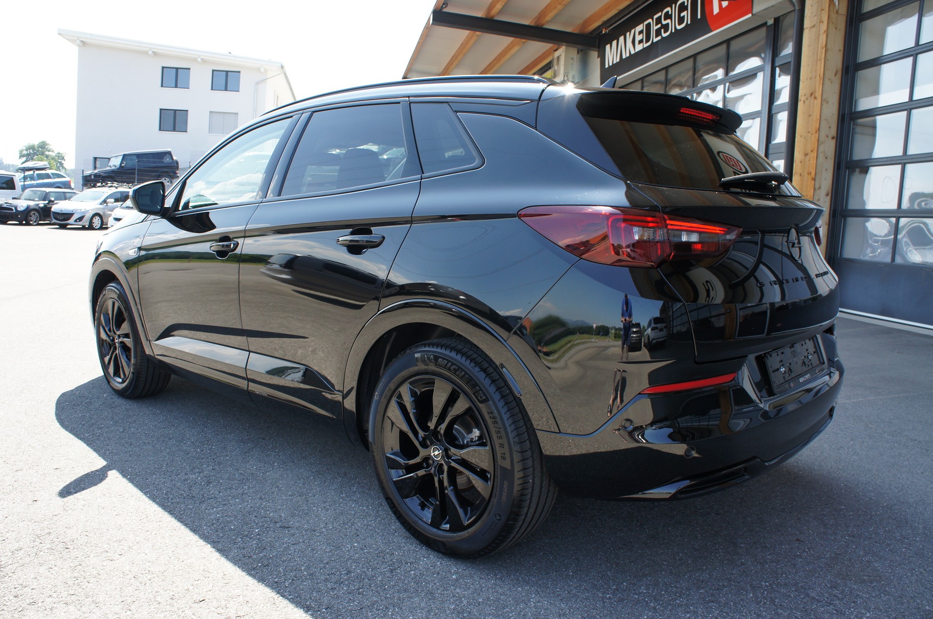 OPEL Grandland 1.2i TP GS Line Blitz Automatik-showroom-element-2