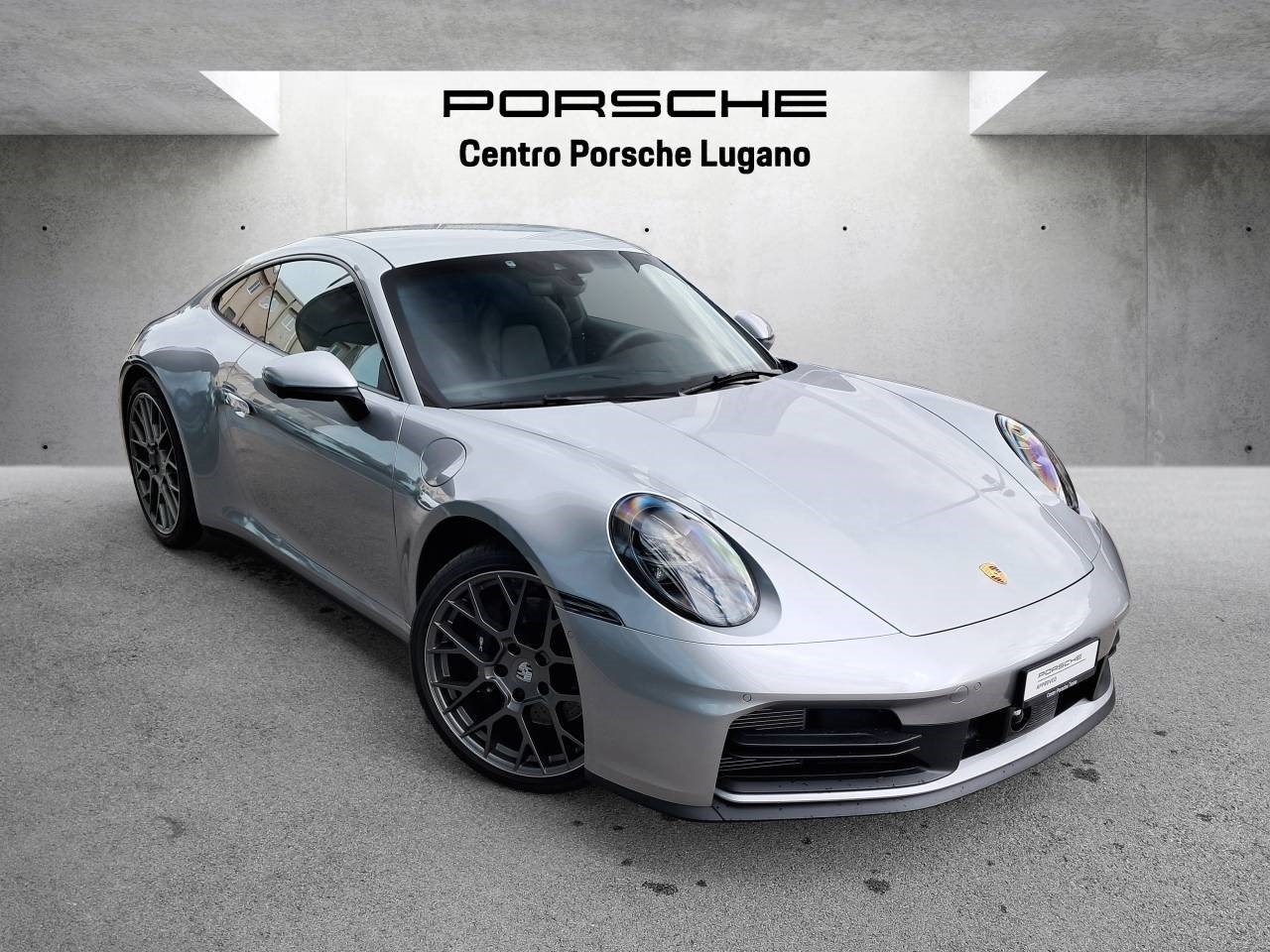 PORSCHE 911 Carrera