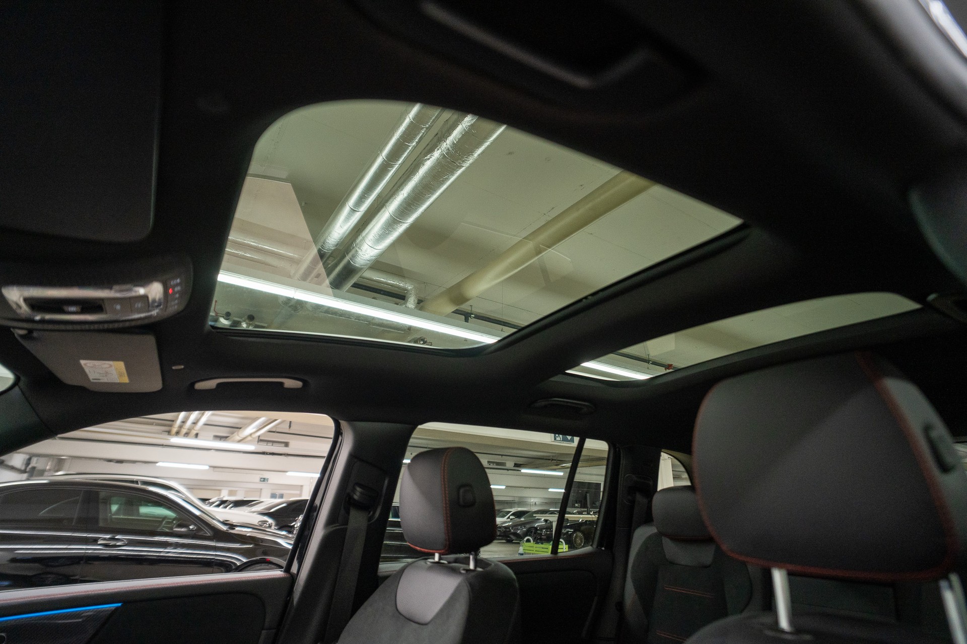 MERCEDES-BENZ GLB 200 AMG Line *FACELIFT*-image-8