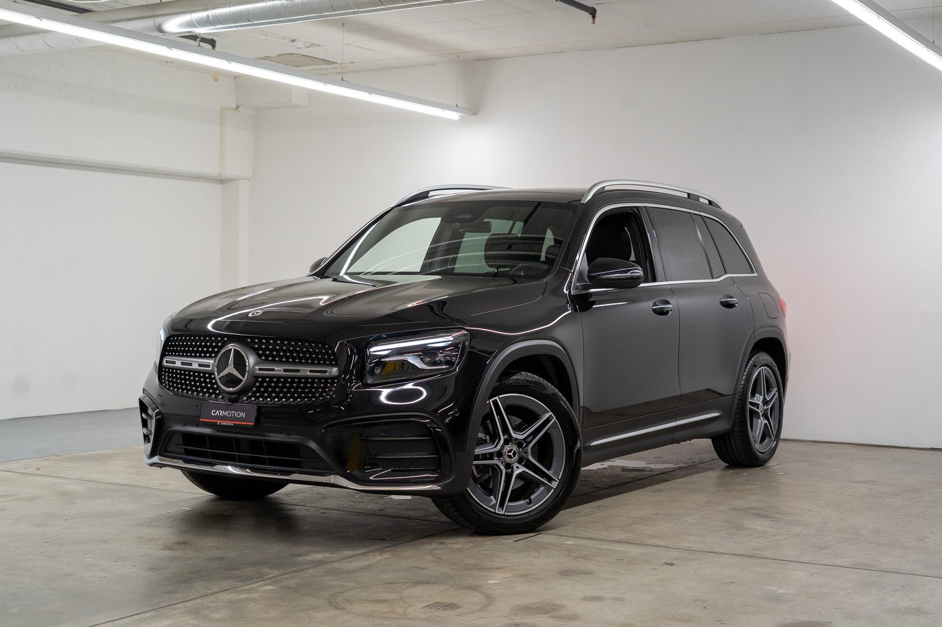 MERCEDES-BENZ GLB 200  AMG Line *FACELIFT*