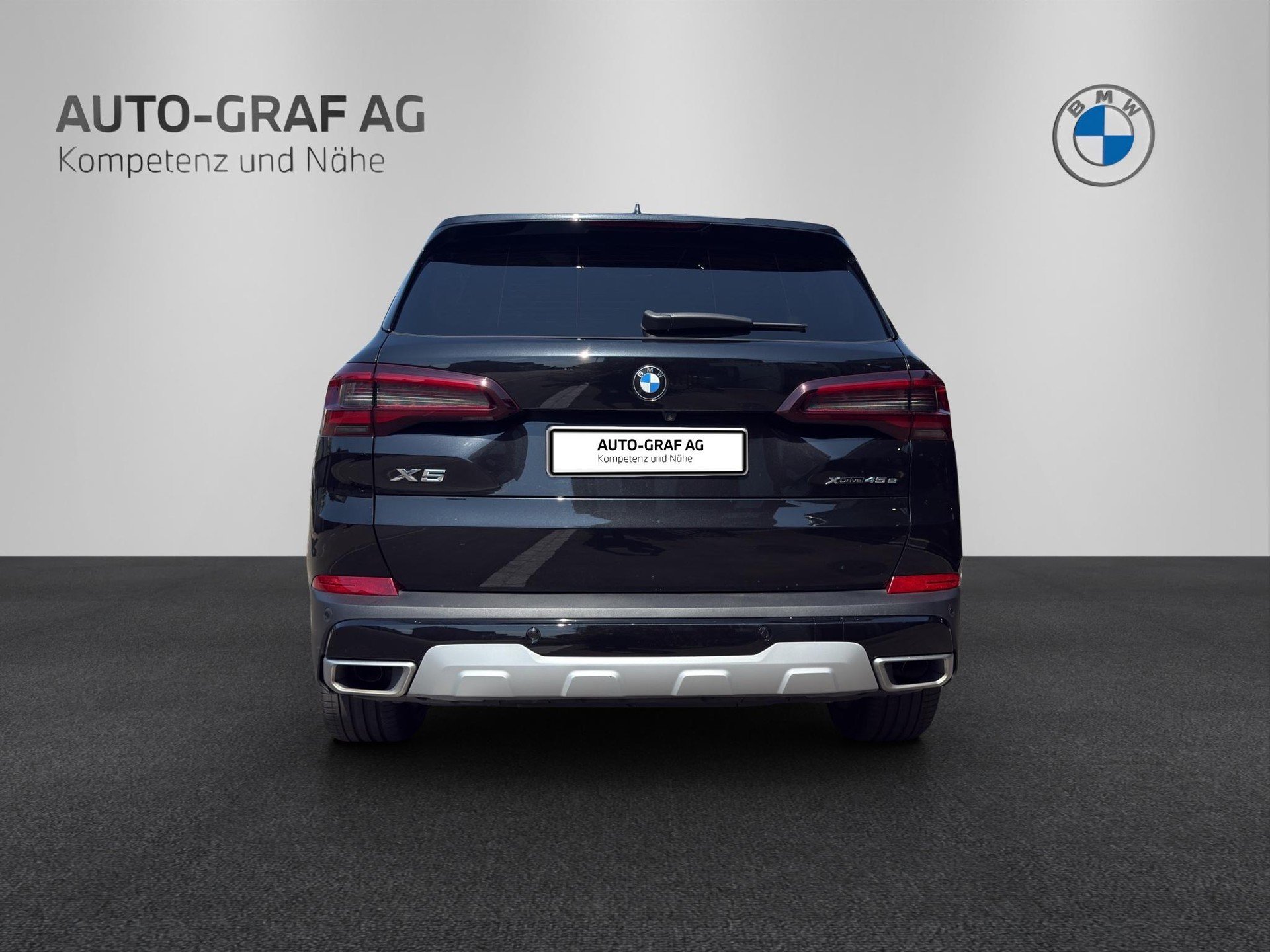 BMW X5 45e xDrive-showroom-element-3