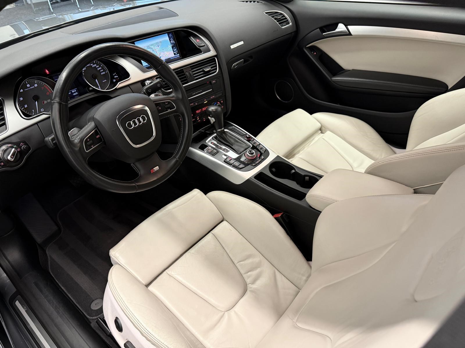 AUDI S5 Coupé 4.2 V8 FSI quattro T-Tronic-image-11
