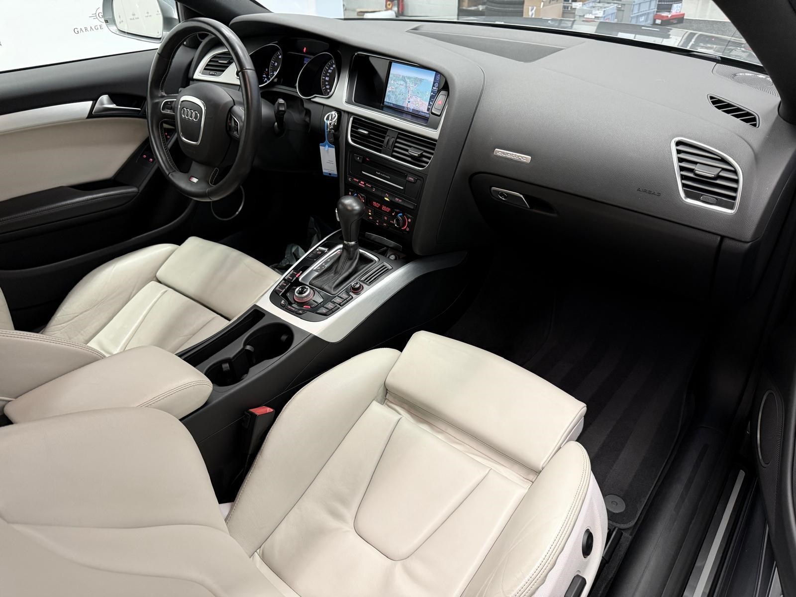 AUDI S5 Coupé 4.2 V8 FSI quattro T-Tronic-image-12