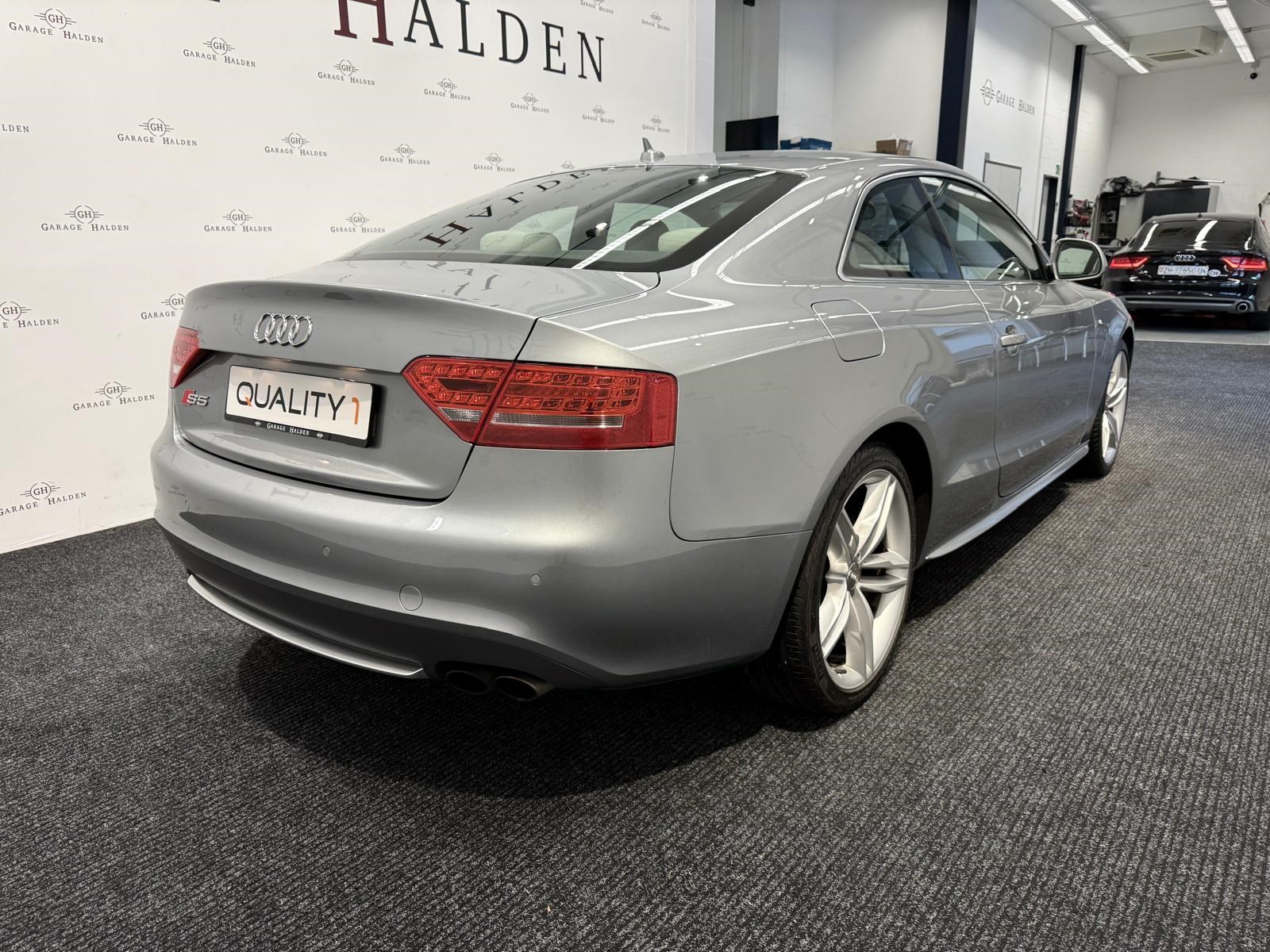 AUDI S5 Coupé 4.2 V8 FSI quattro T-Tronic-image-6