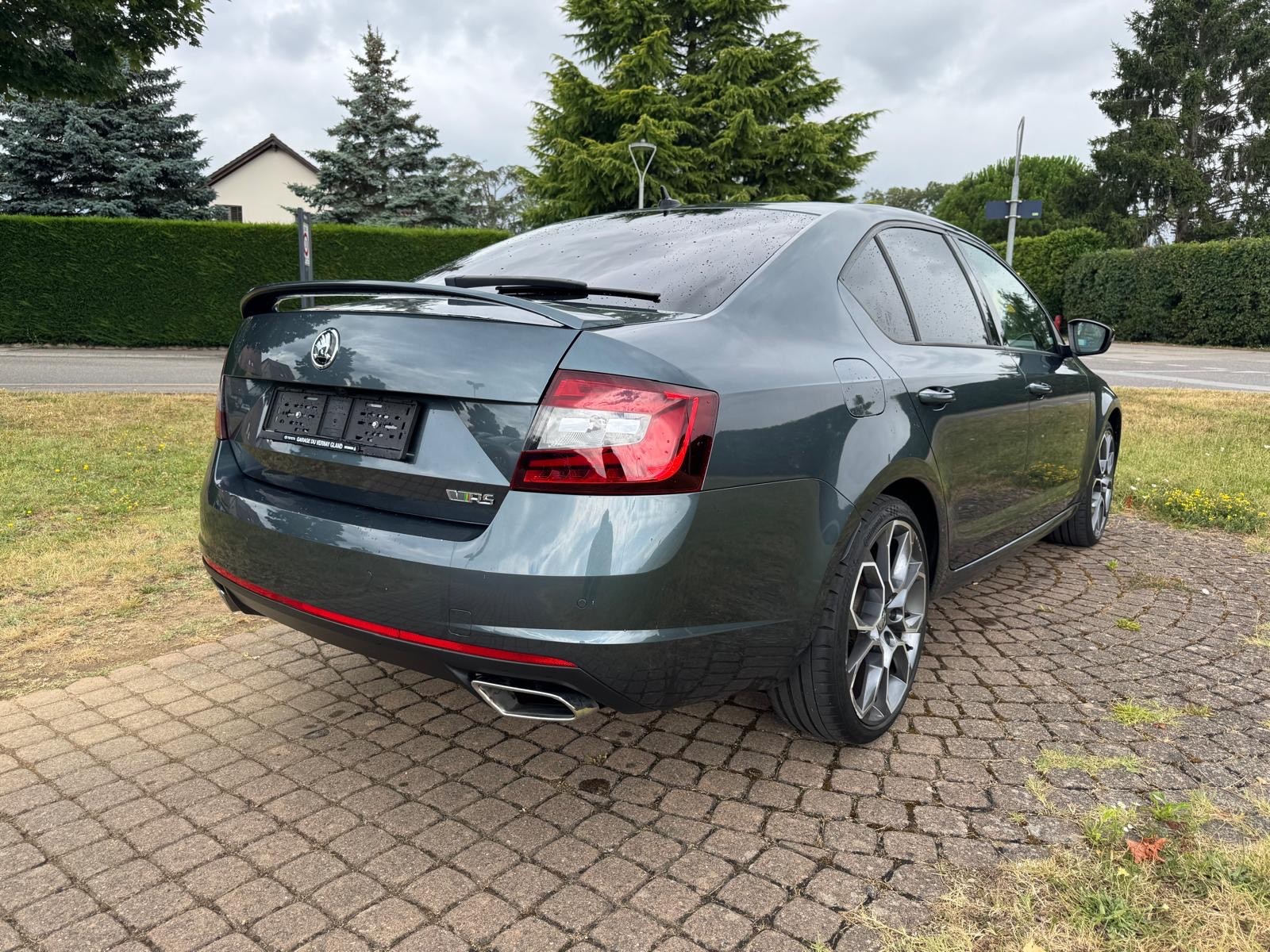 SKODA Octavia 2.0 TDI RS 4x4 DSG-showroom-element-3