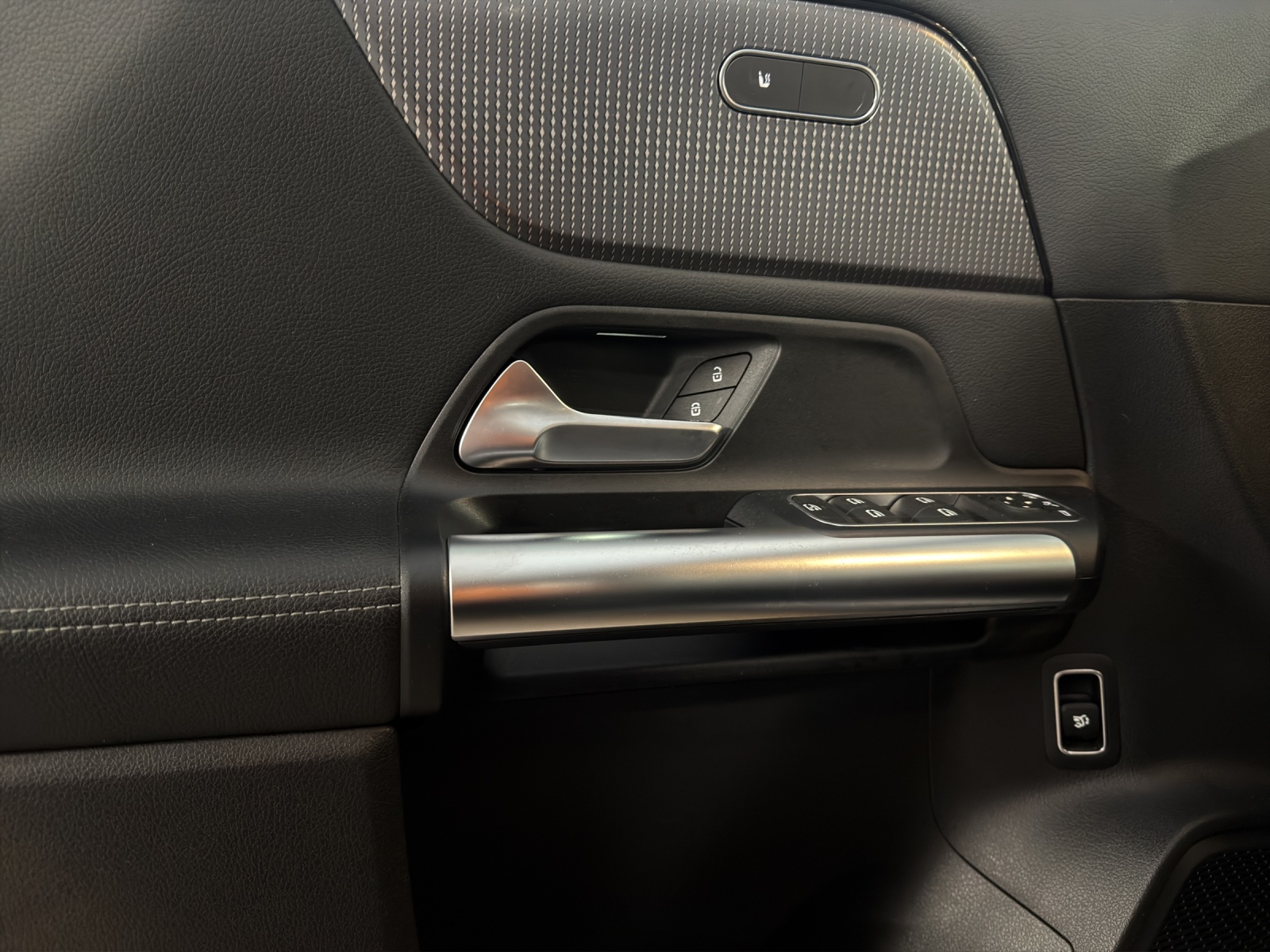 Image MERCEDES-BENZ B-200 B 200 Progressive