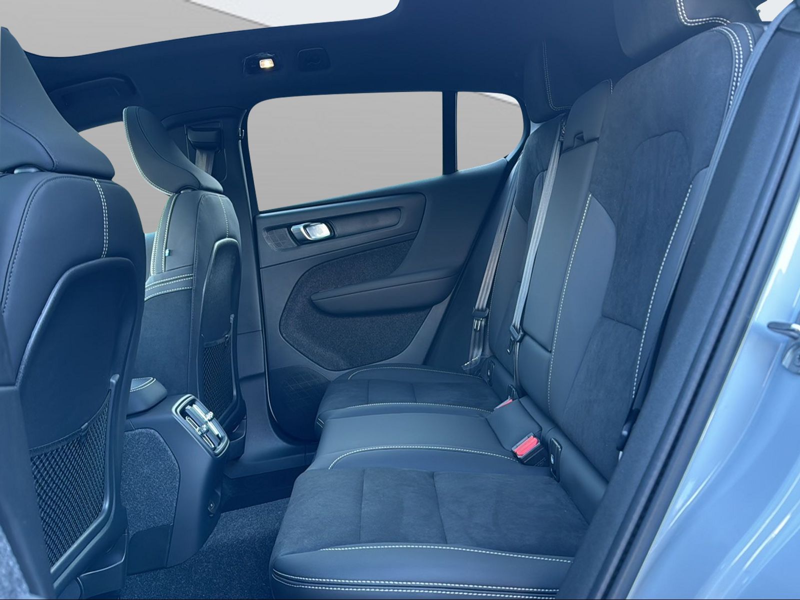 Image VOLVO C40 C40 Recharge E80 82kWh Pure Electric Plus