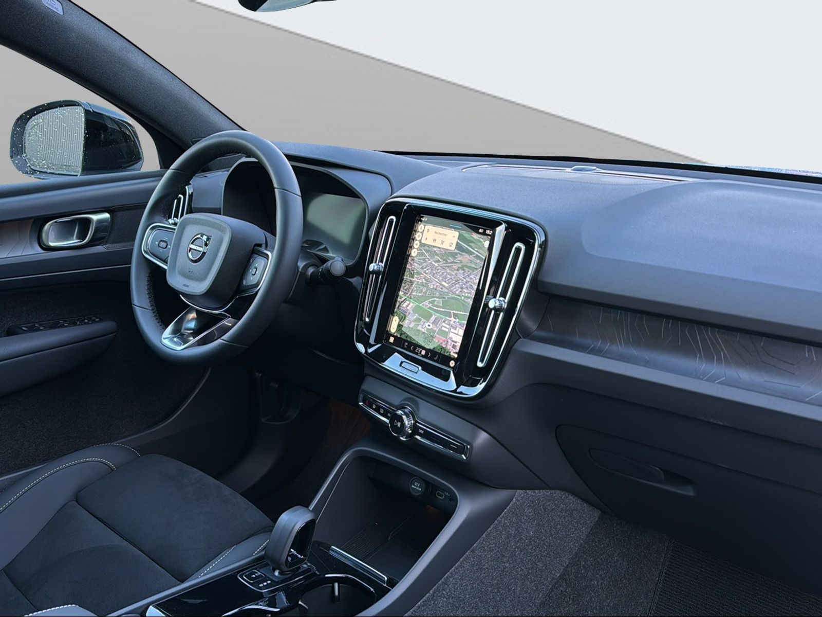 Image VOLVO C40 C40 Recharge E80 82kWh Pure Electric Plus