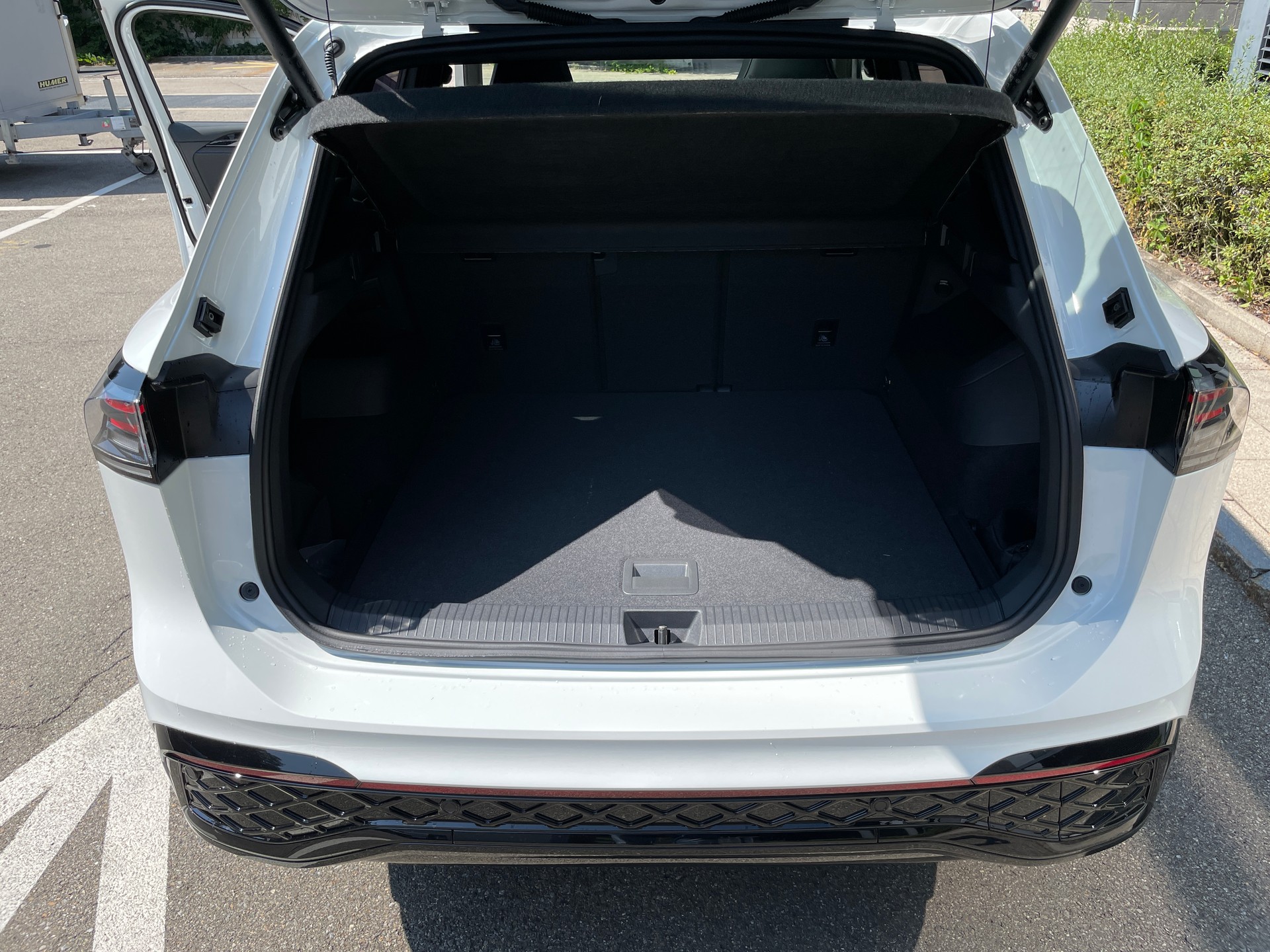 VW Tiguan 2.0 TDI SCR R-Line 4Motion DSG-image-4