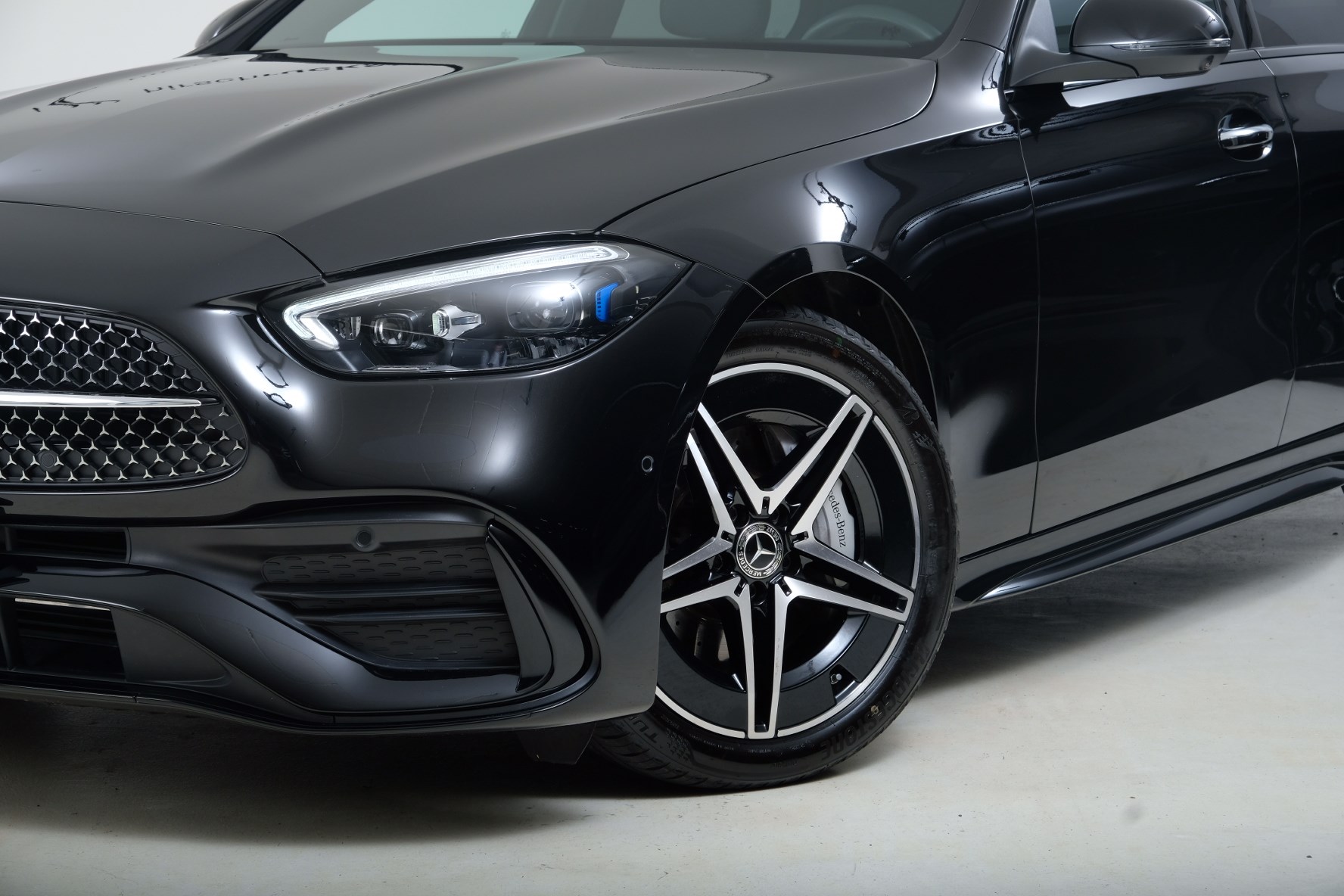 MERCEDES-BENZ C 220 d 4 Matic-image-1