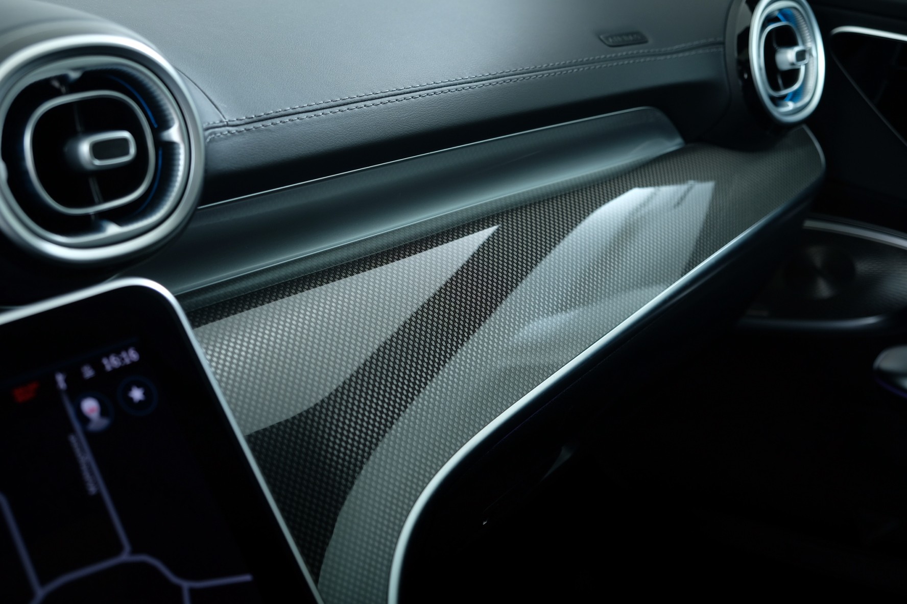 MERCEDES-BENZ C 220 d 4 Matic-image-26
