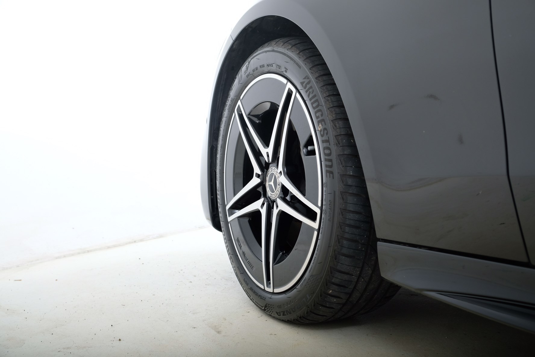 MERCEDES-BENZ C 220 d 4 Matic-image-5