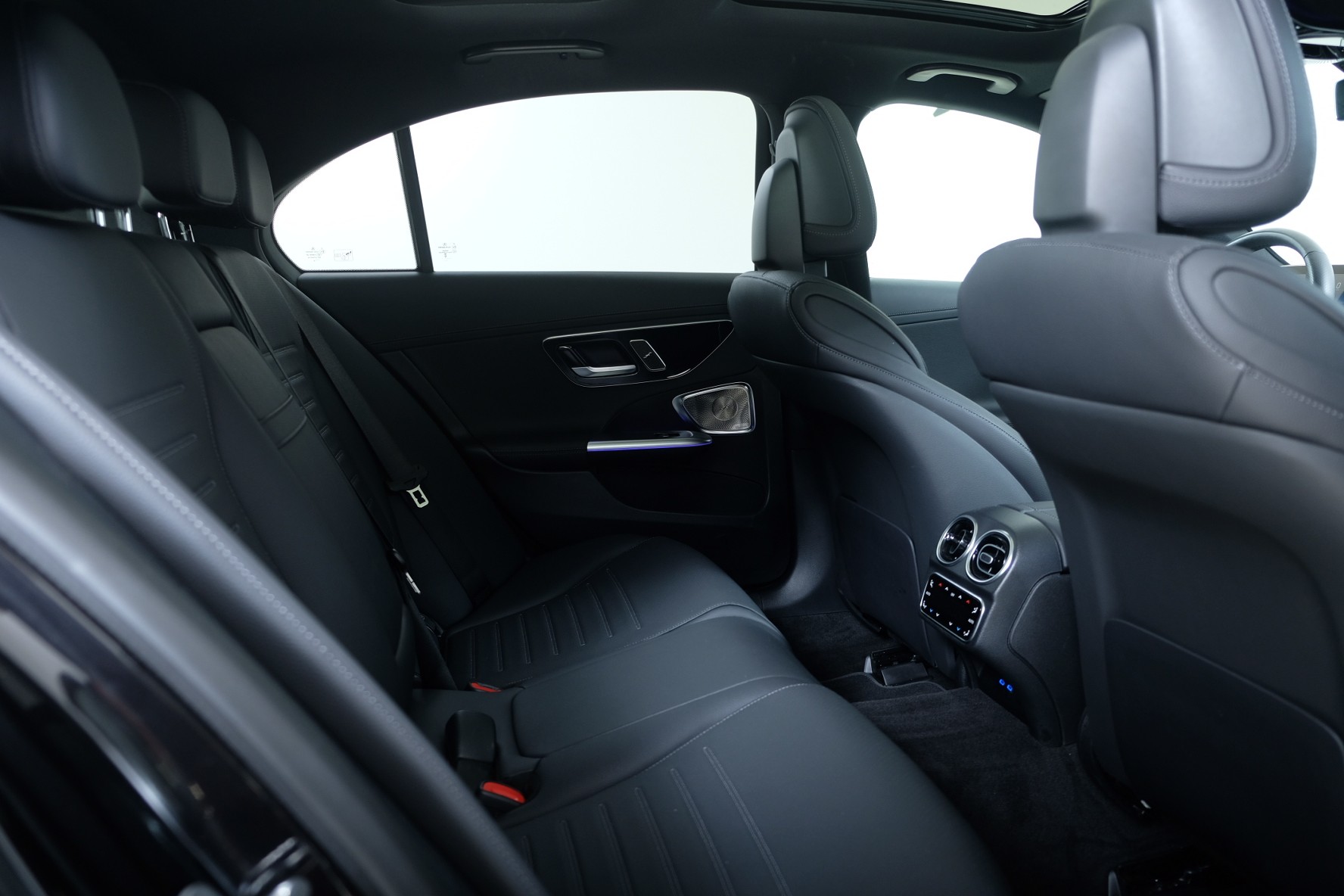 MERCEDES-BENZ C 220 d 4 Matic-image-18