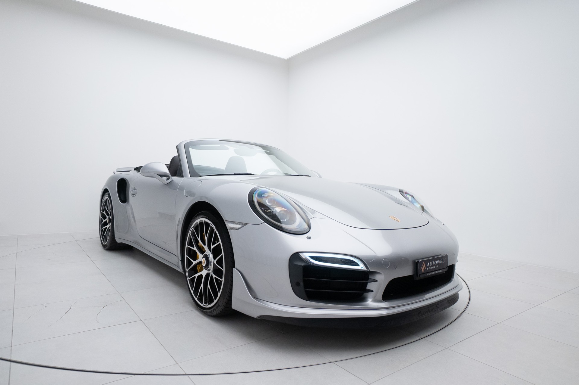 PORSCHE 911 Turbo S Cabrio PDK