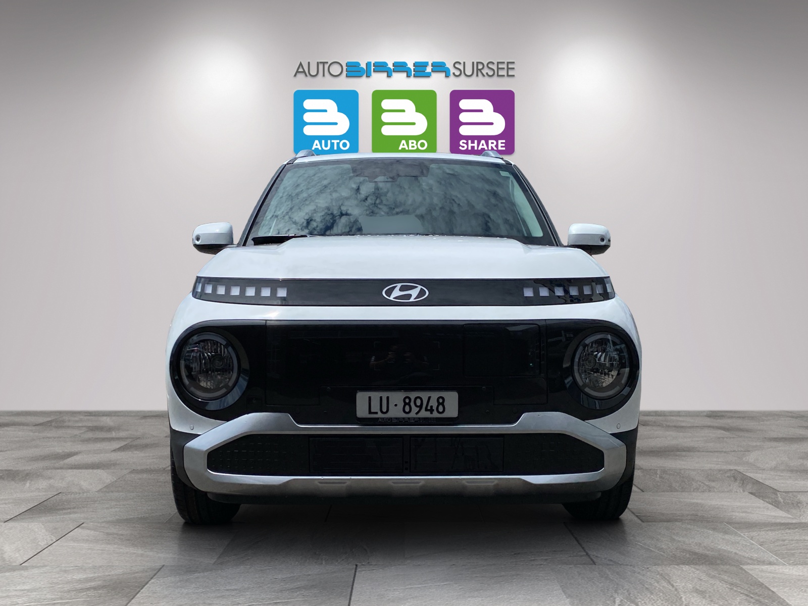 HYUNDAI Inster Electric Amplia-showroom-element-1