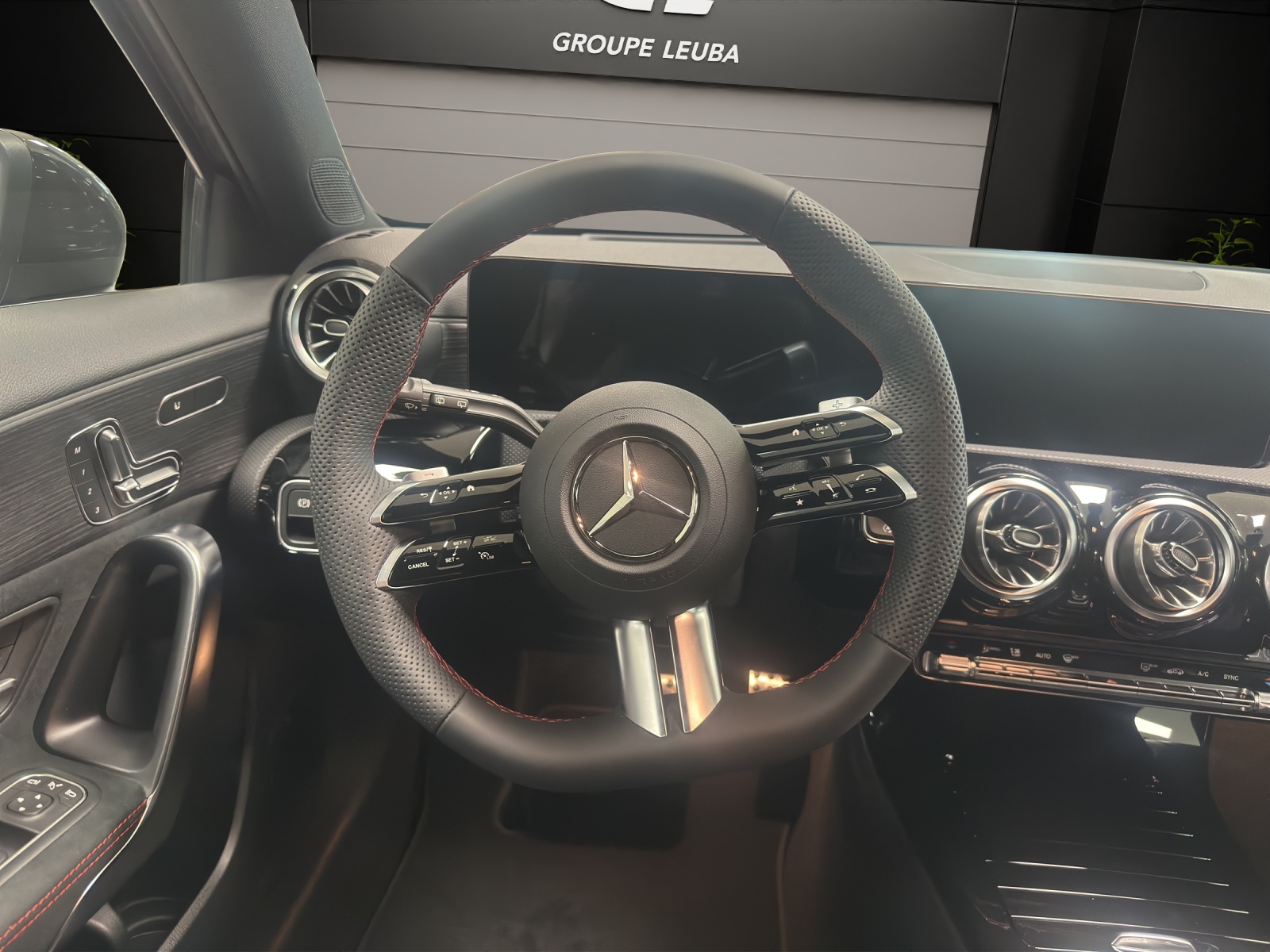 Image MERCEDES-BENZ A-220 A 220 4Matic 8G-DCT