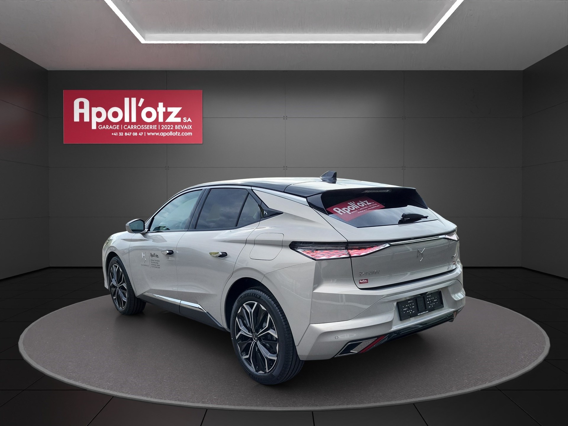 DS AUTOMOBILES DS4 1.6 E.T. Rivoli-showroom-element-2