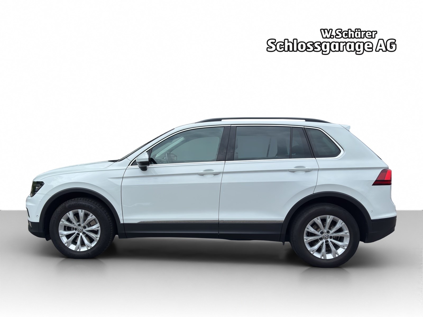 VW Tiguan 2.0TSI Comfortline 4Motion DSG-showroom-element-1