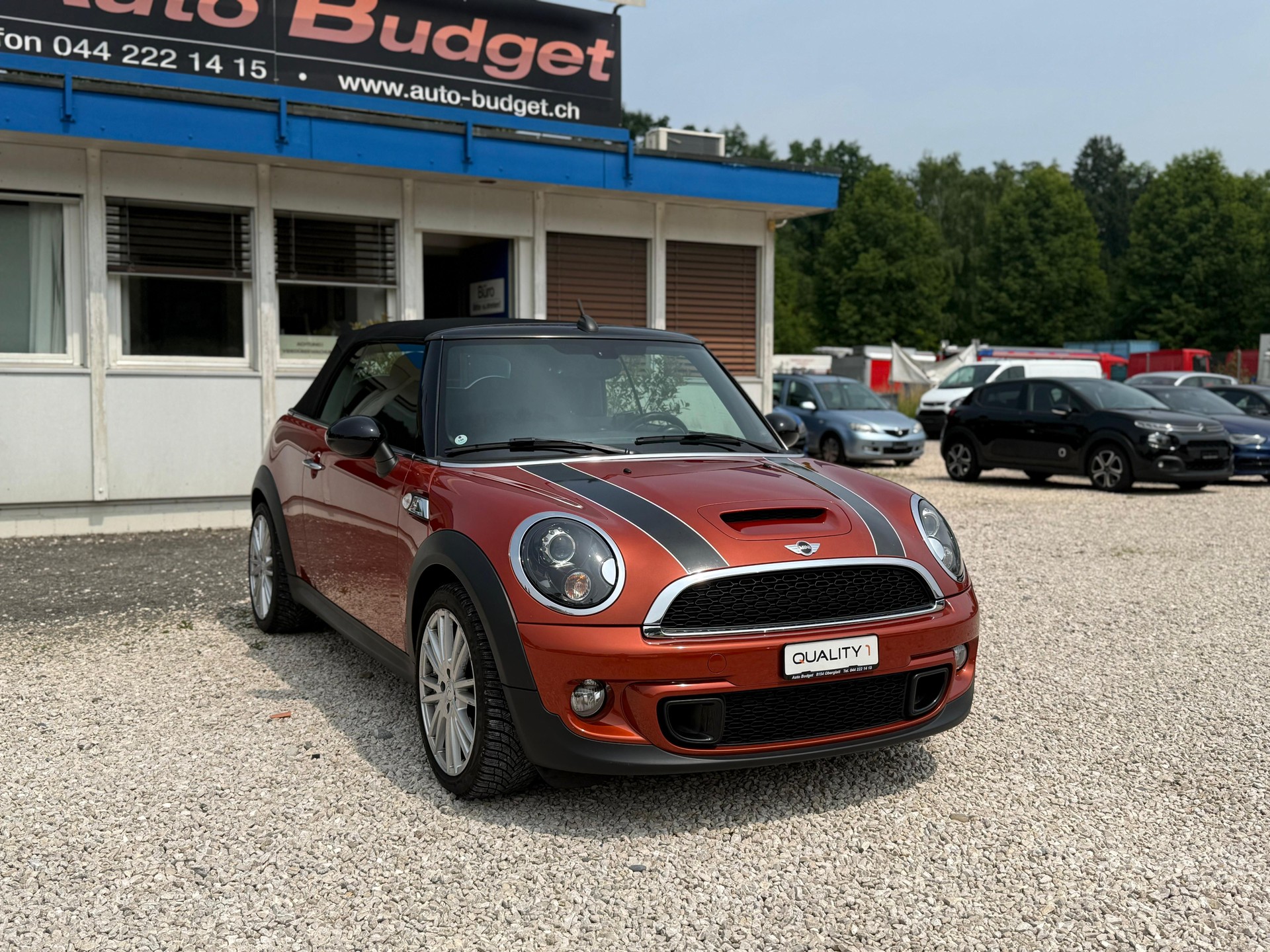 MINI Cooper S Cabriolet-showroom-element-1