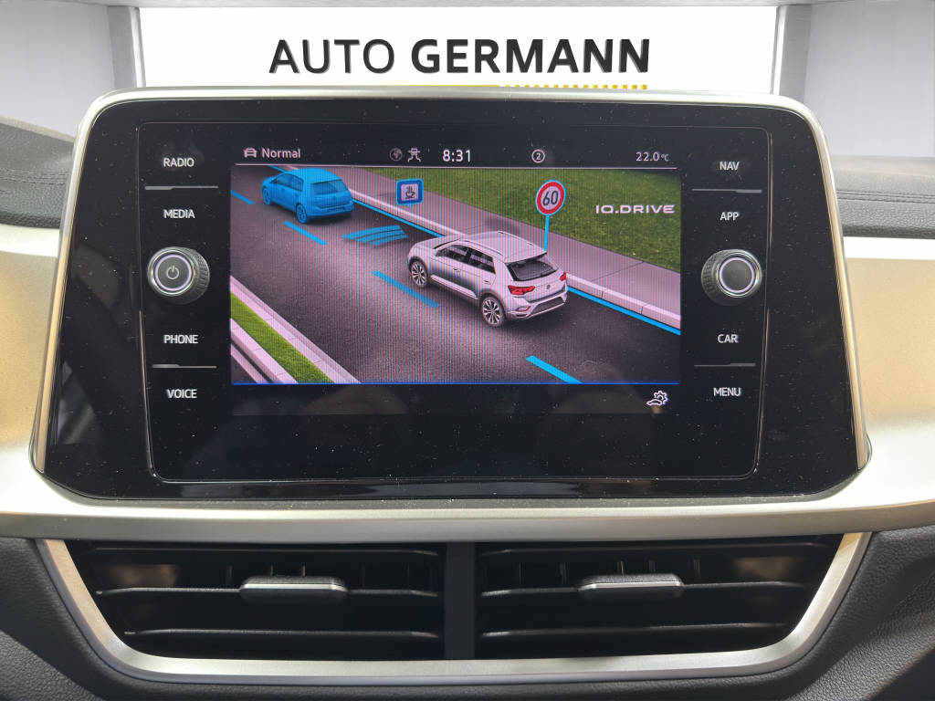 VW T-Roc 1.5 TSI Life United DSG-image-12