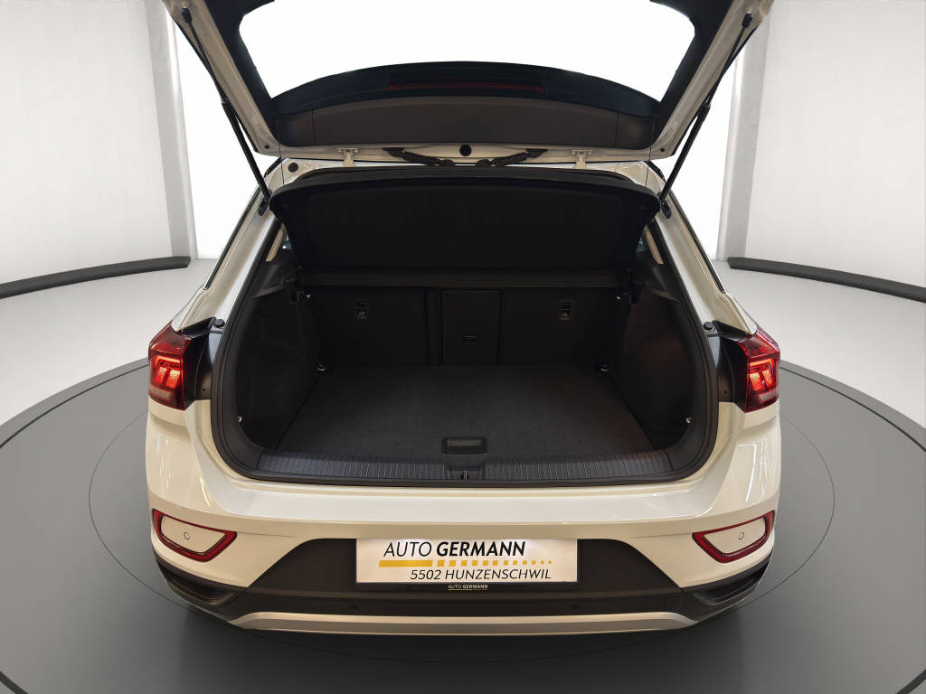 VW T-Roc 1.5 TSI Life United DSG-image-13