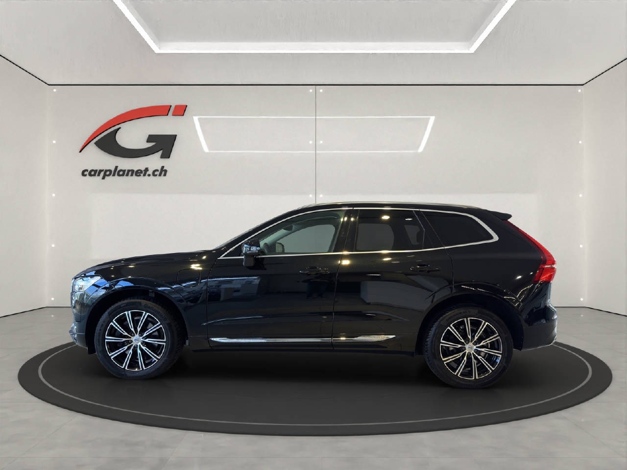 VOLVO XC60 2.0 T6 TE Inscription eAWD-showroom-element-1