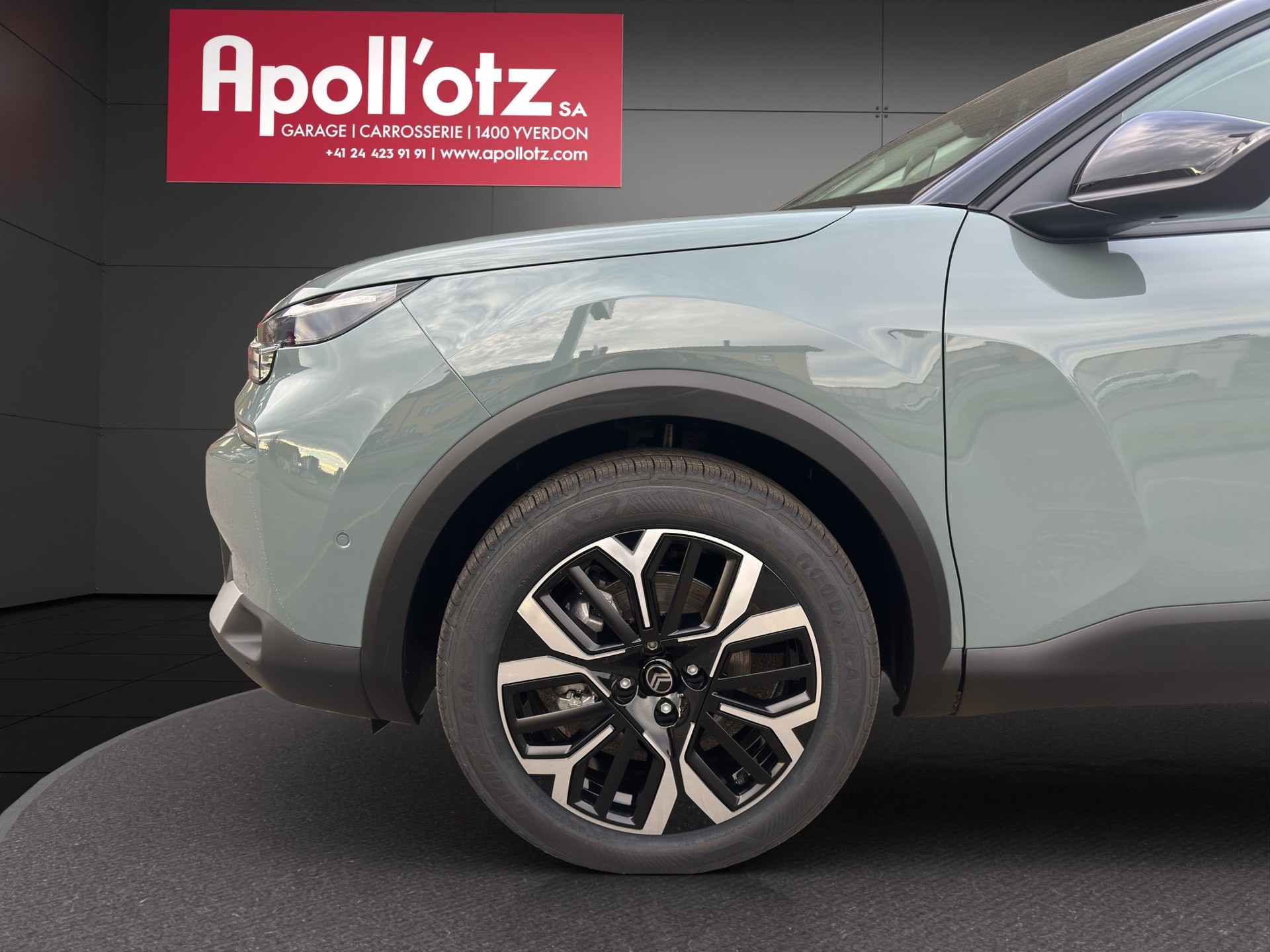 CITROEN C4 HEV Max NEW-showroom-element-3