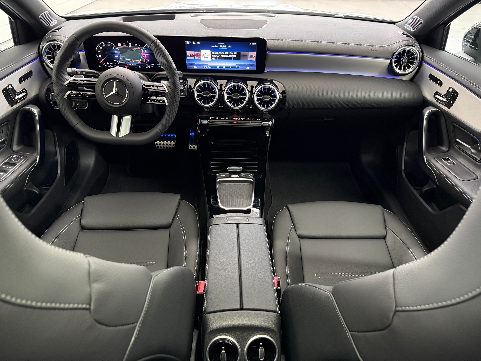 radje MERCEDES-BENZ A 200 Kompaktlimousine Night Star Kaufen