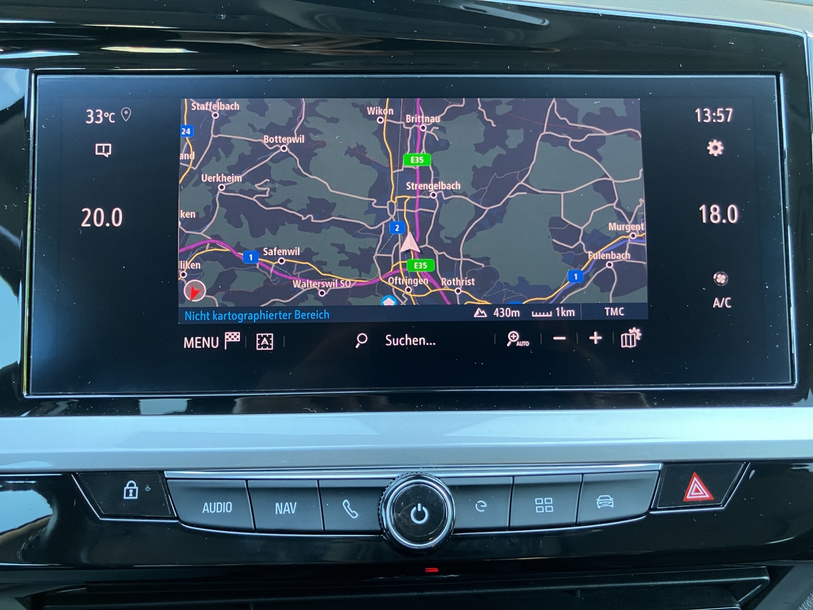 OPEL Grandland 1.6 Hybrid4 Ultimate Automatik-image-23