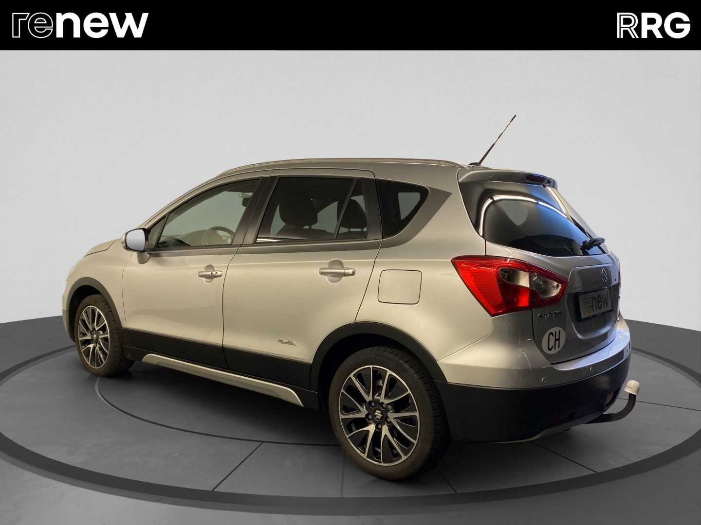 SUZUKI SX4 S-Cross 1.6 TD Compact Top 4WD TCSS-showroom-element-2
