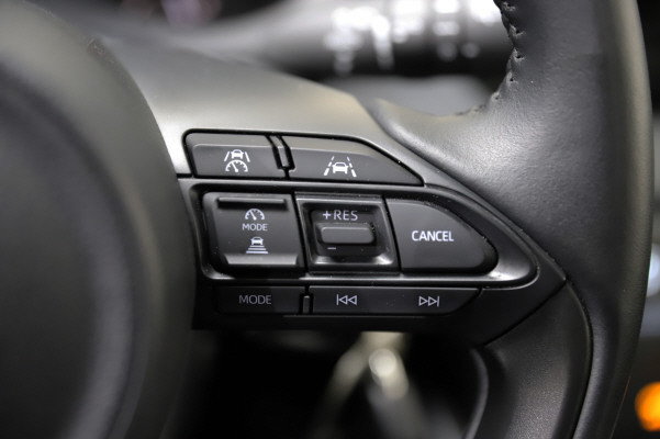 Image MAZDA 2 2 Hybrid Centre-line