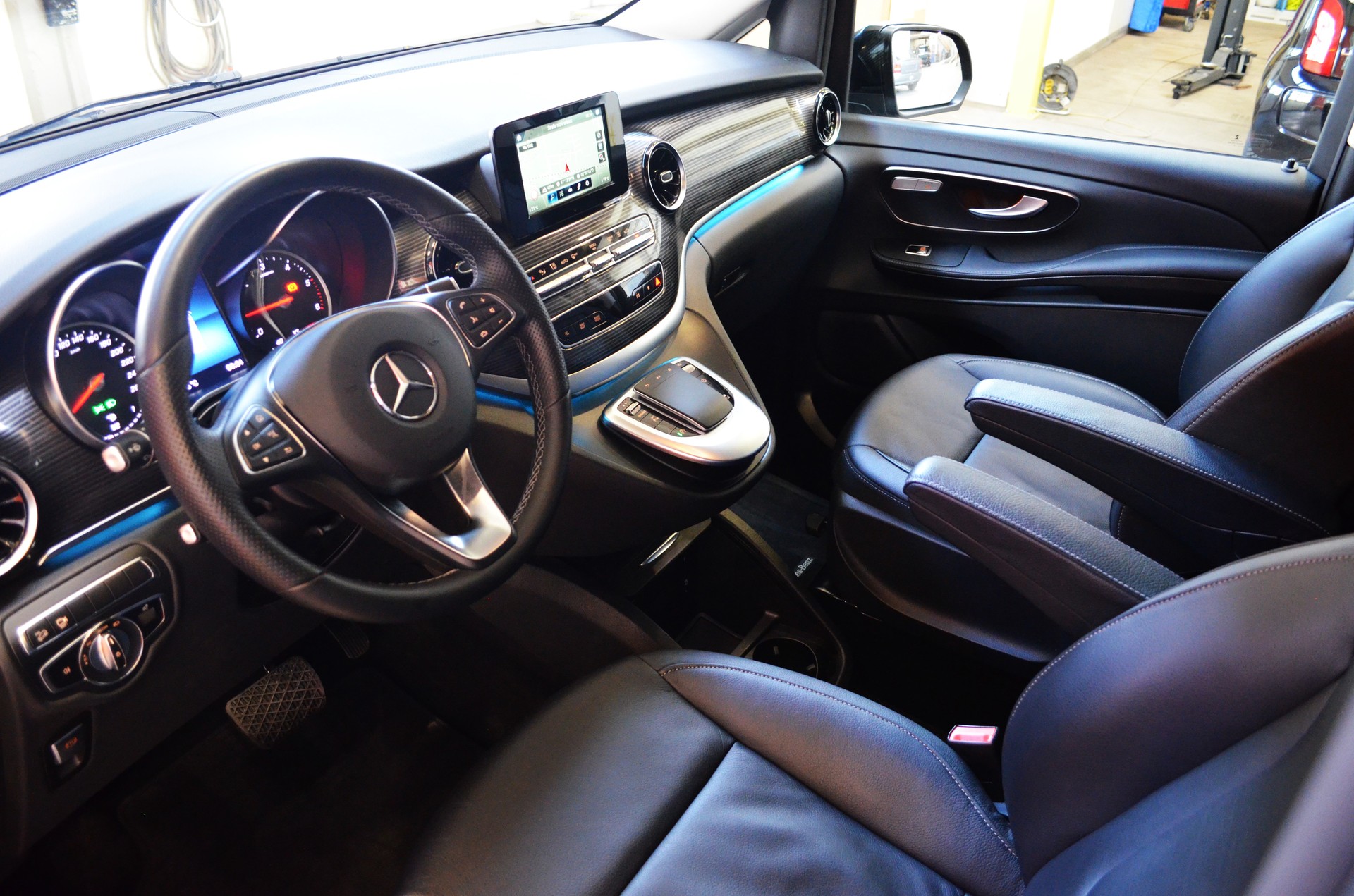 MERCEDES-BENZ V 250 d lang Avantgarde 4Matic G-Tronic-image-7