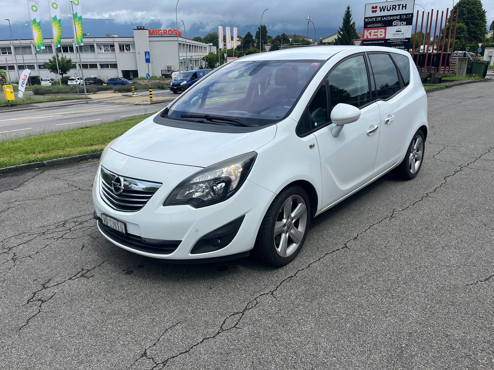 OPEL Meriva 1.7 CDTi Anniversary Edition Automatic-image-7